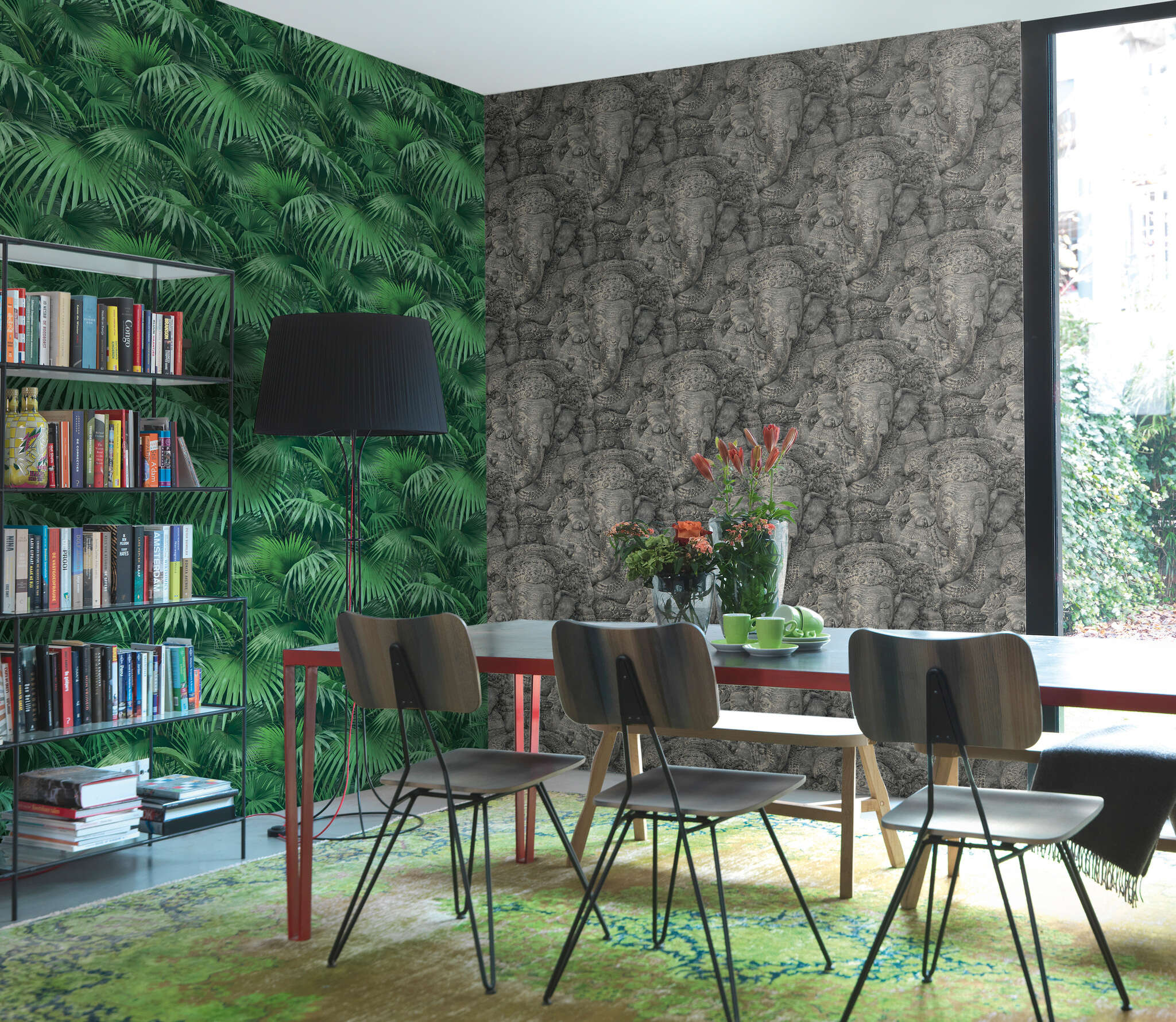10-524901 Raumbilder 1 Room with Palm wallpaper with a light texture