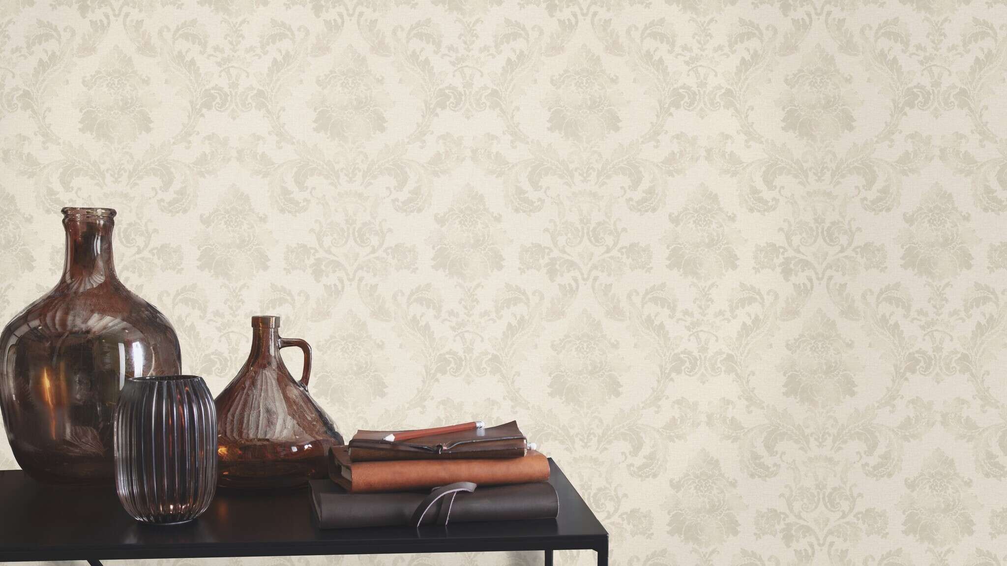 10-412604 Raumsituationen 1 Papier peint intissé damassé, beige In Bloom 412604