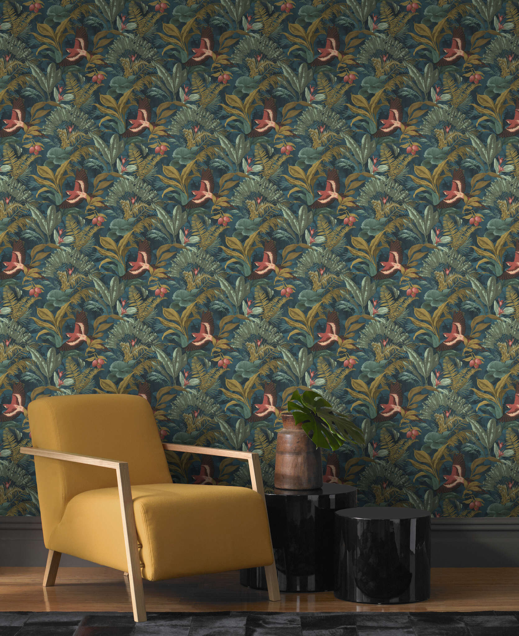 10-639216 Raumsituationen 3 Room with Exotic wallpaper with tropical plants and parrots