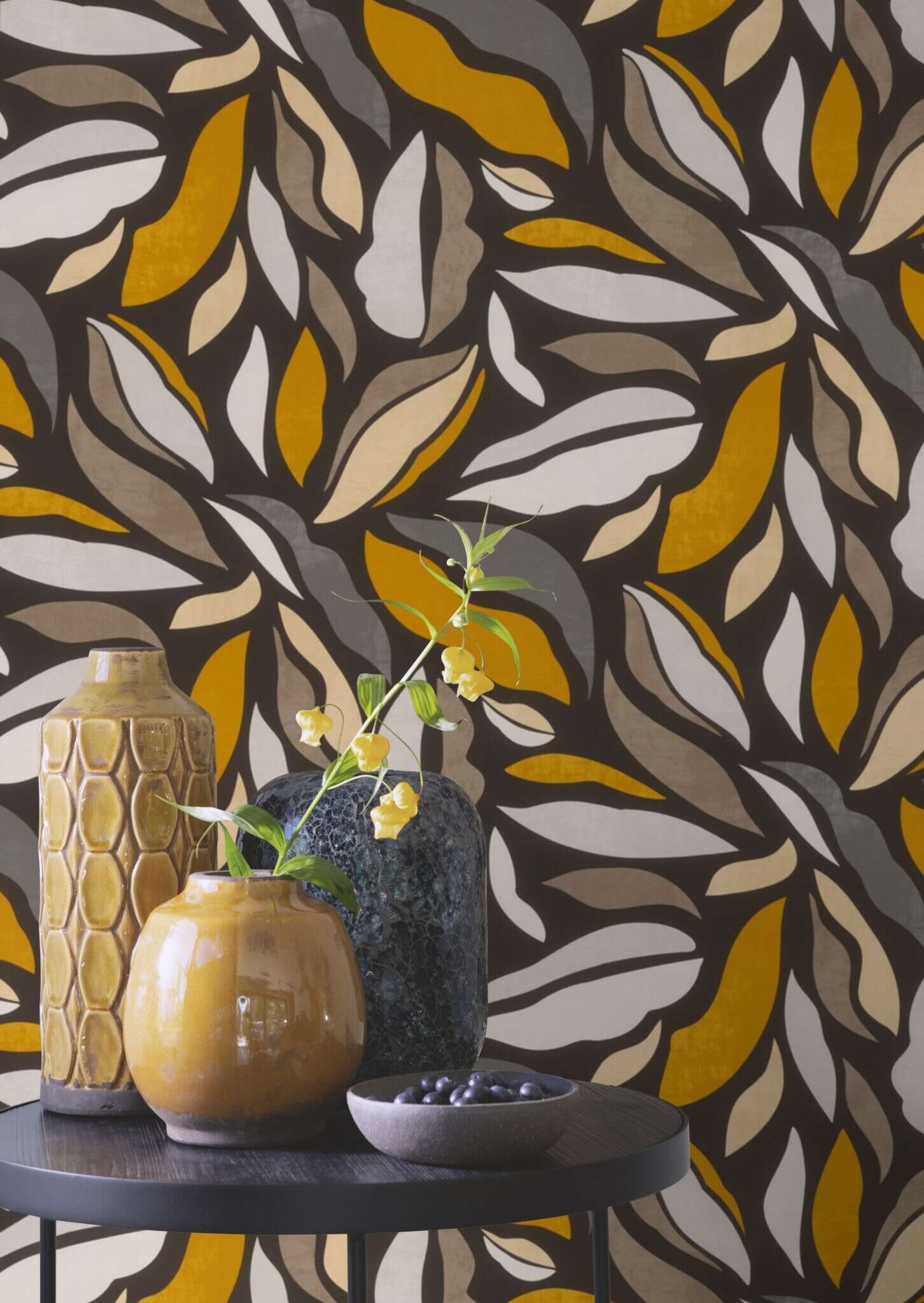 10-869316 Raumsituationen 2 Room with Abstract leaves in curved shapes in grey, yellow, ochre and beige