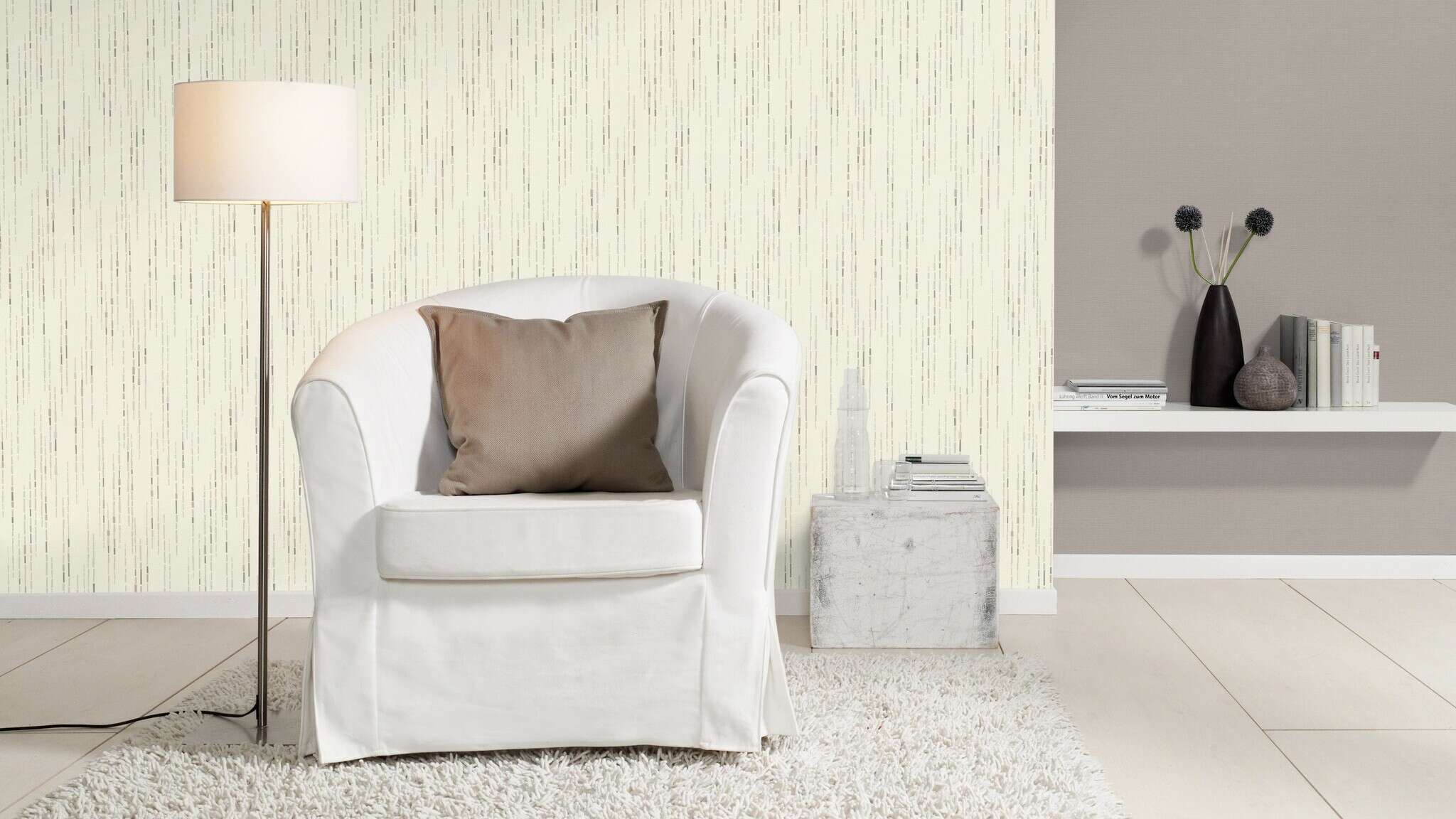 10-735130 Raumsituationen 5 Room with Wallpaper with vertical lines and textile texture