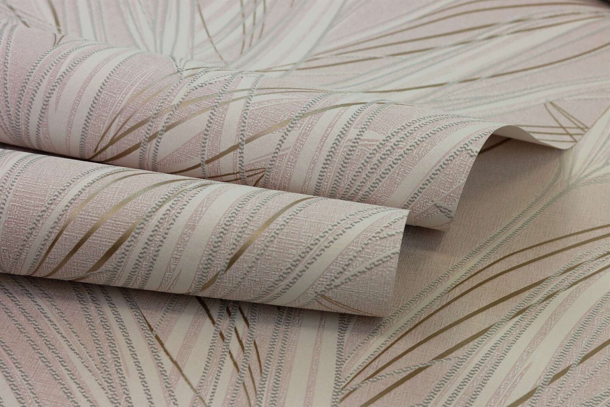 10-654028 Detailaufnahmen 7 Grass non-woven wallpaper in pink rose Welcome Home 654028