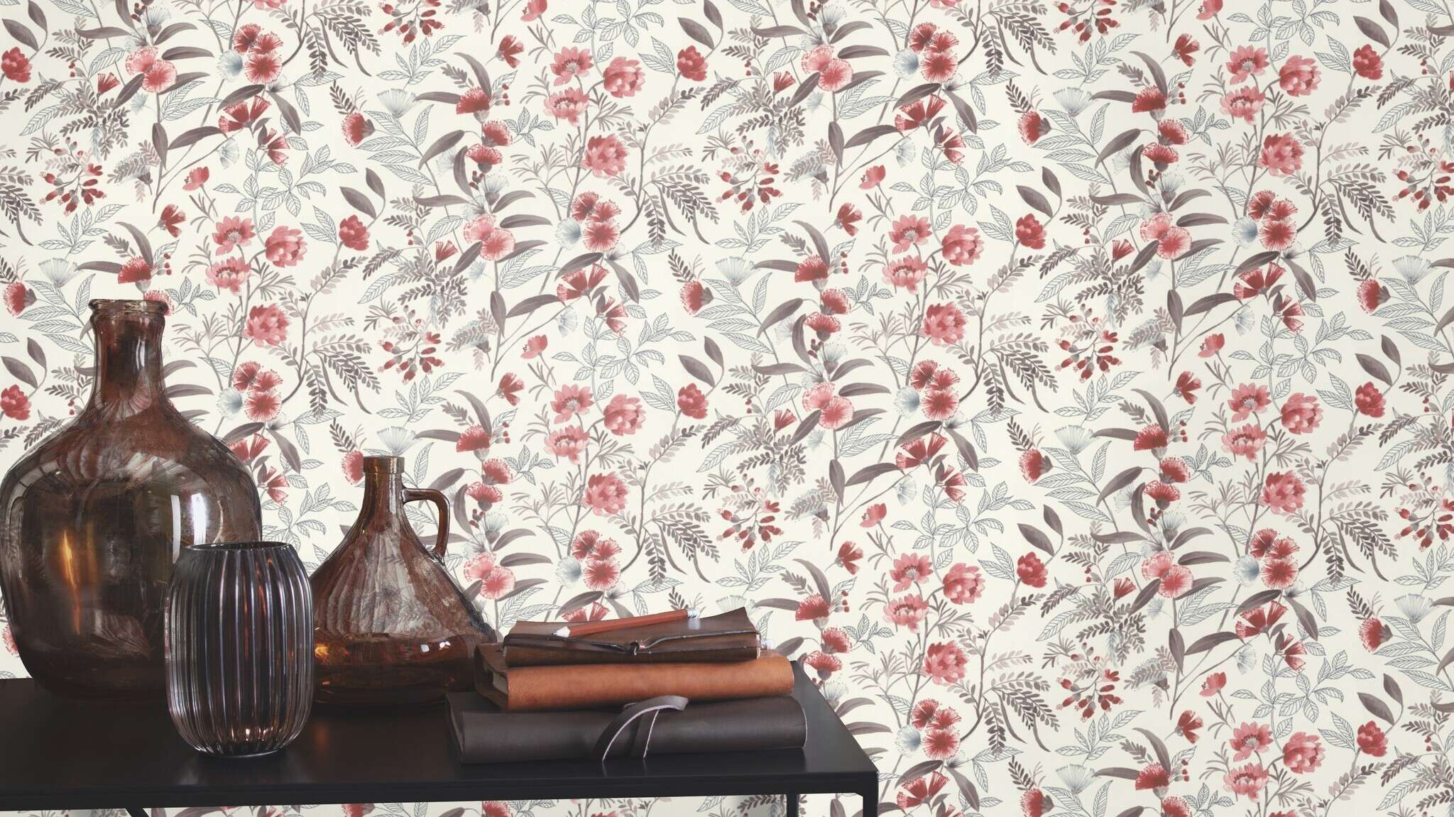 10-869118 Raumsituationen 2 Room with Wallpaper with hand-drawn lines and flowers in a watercolour look