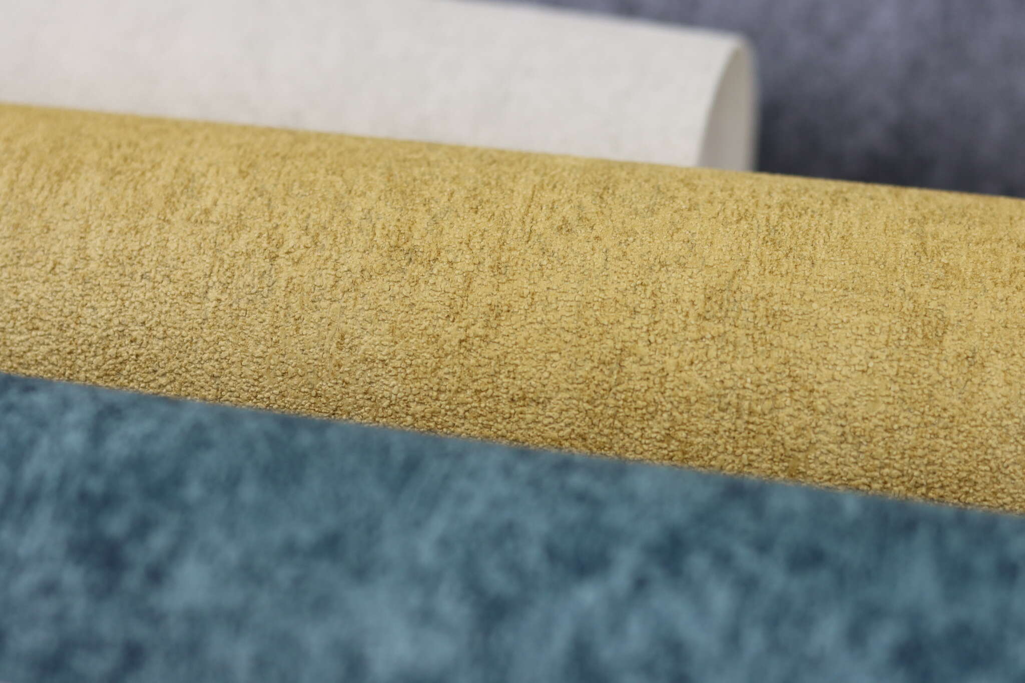 10-617146 Detailaufnahmen 13 Detailed image of Single-colour wallpaper with a rough plaster look
