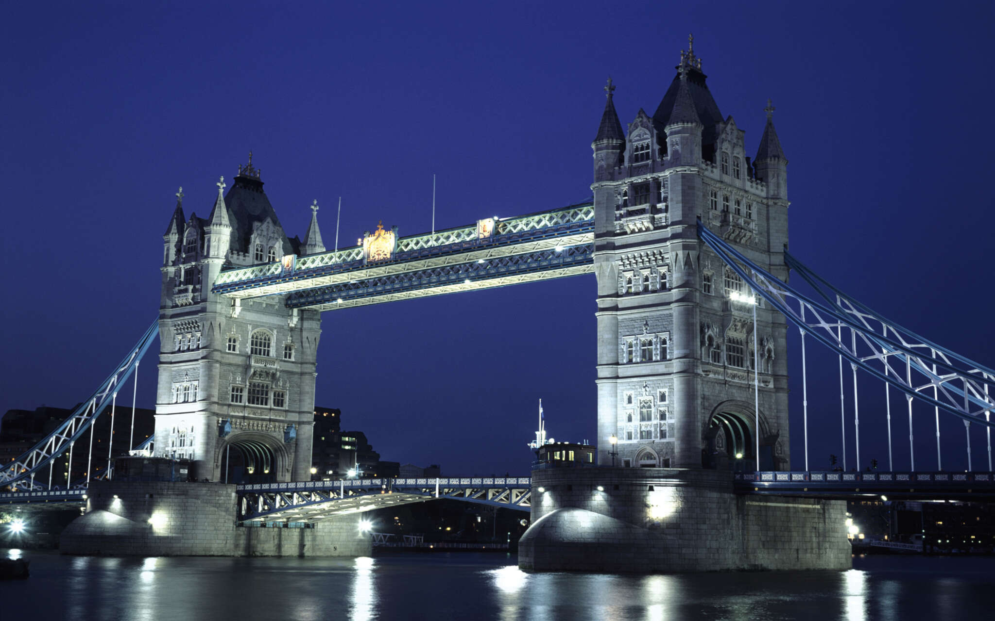 10-849103 Artikelscan 2 Tower bridge wall mural in blue 849103
