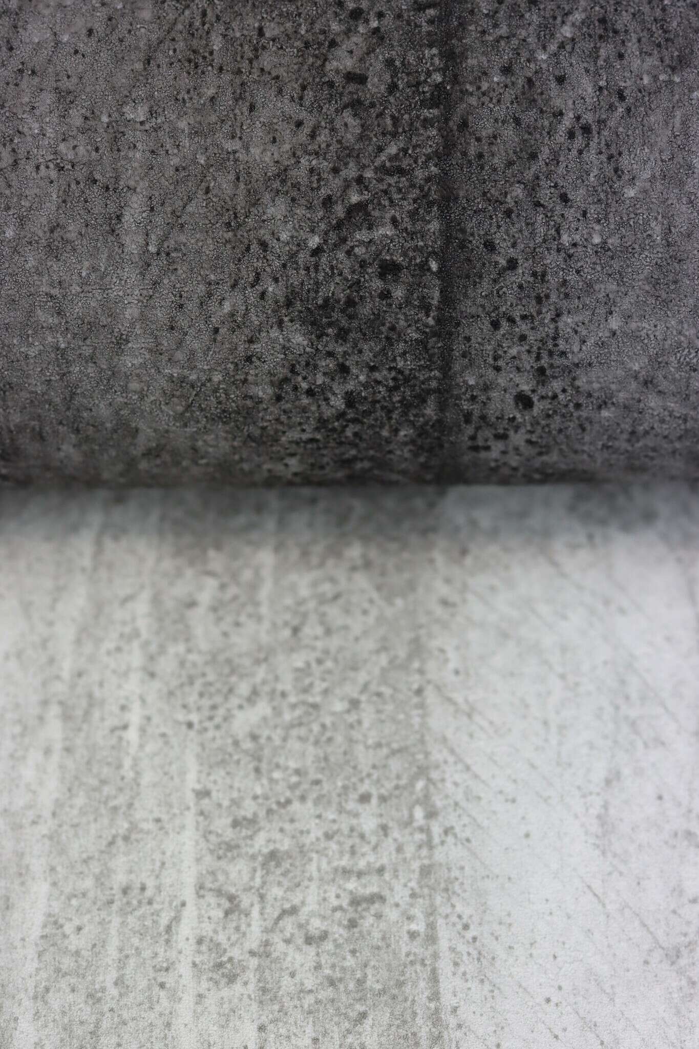 10-429442 Detailaufnahmen 19 Non-woven wallpaper in gray-grey brown Selection 429442