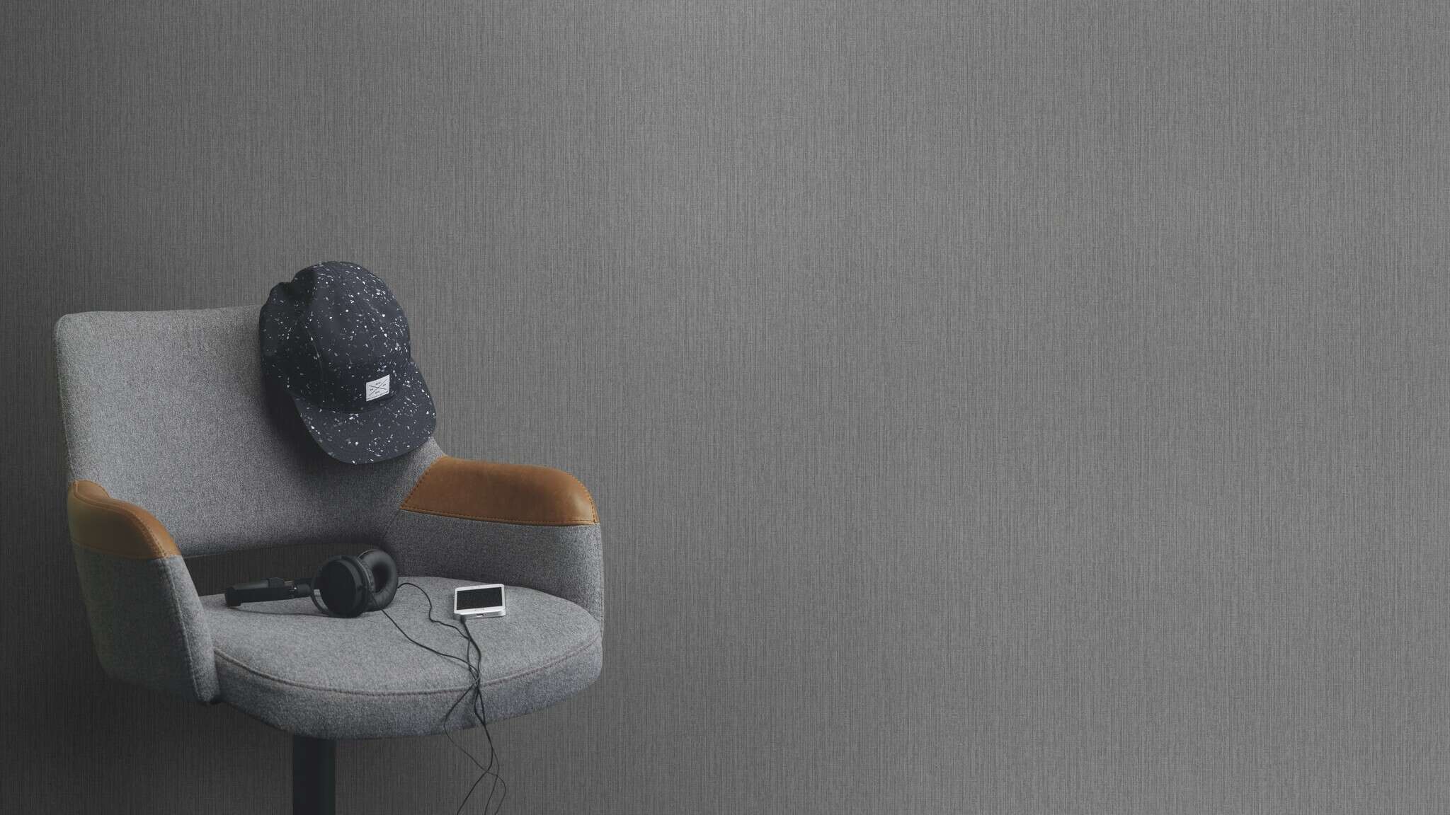 10-484250 Raumsituationen 1 Room with Single-colour wallpaper with a textile texture