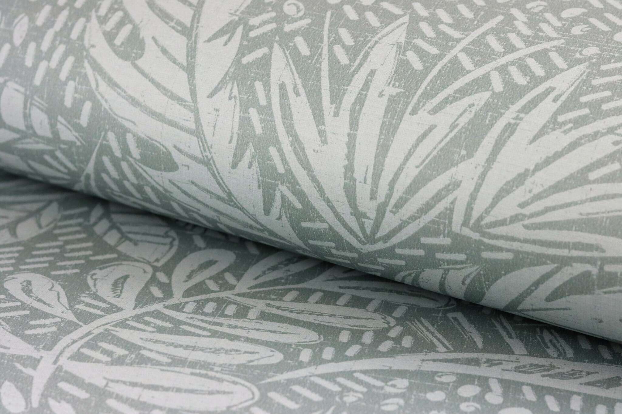 10-553024 Detailaufnahmen 6 Leaves non-woven wallpaper in green-grey 553024