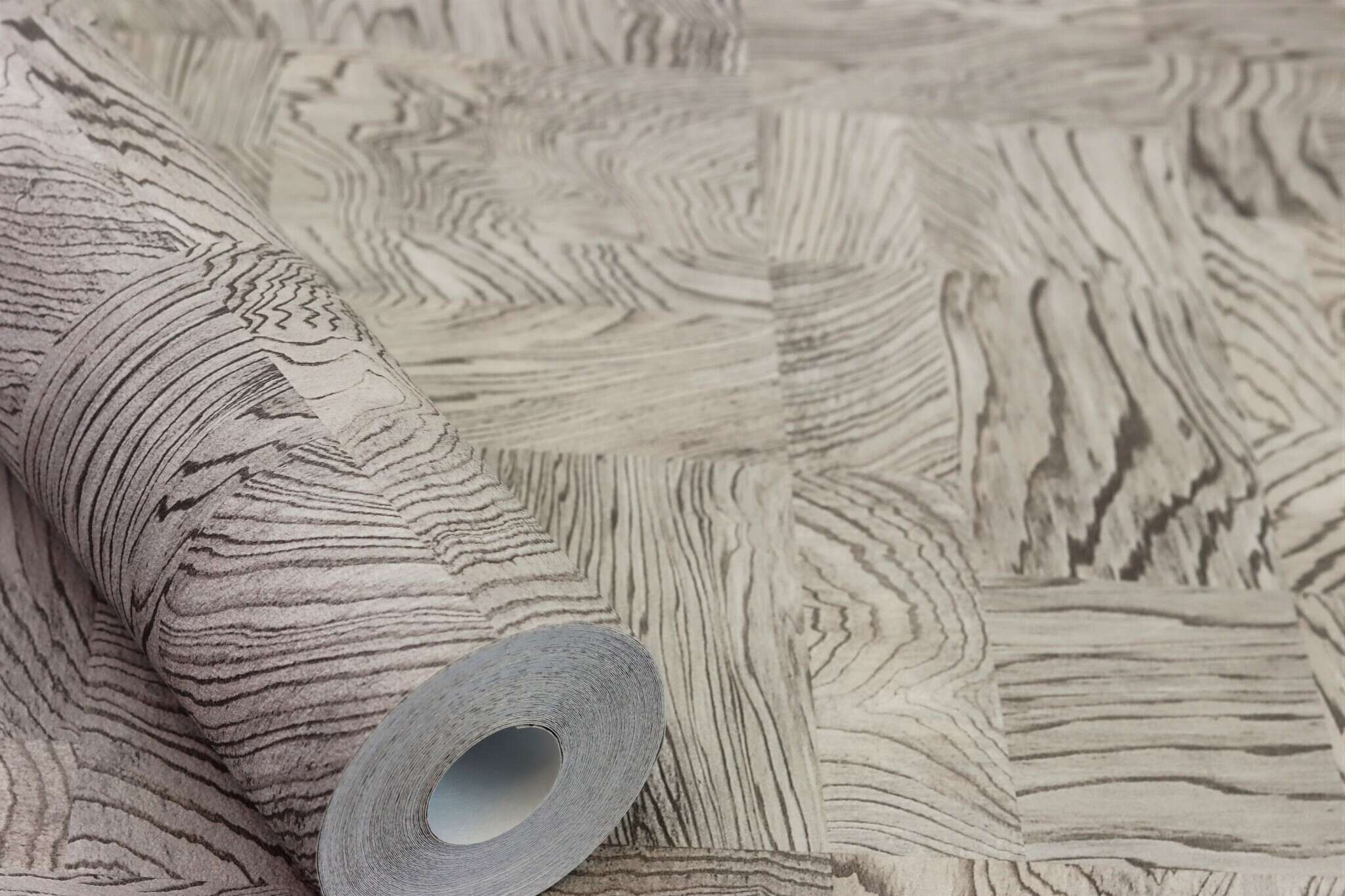 10-751642 Detailaufnahmen 2 Image détaillée de Papier peint à l'aspect bois géométrique et texture fine