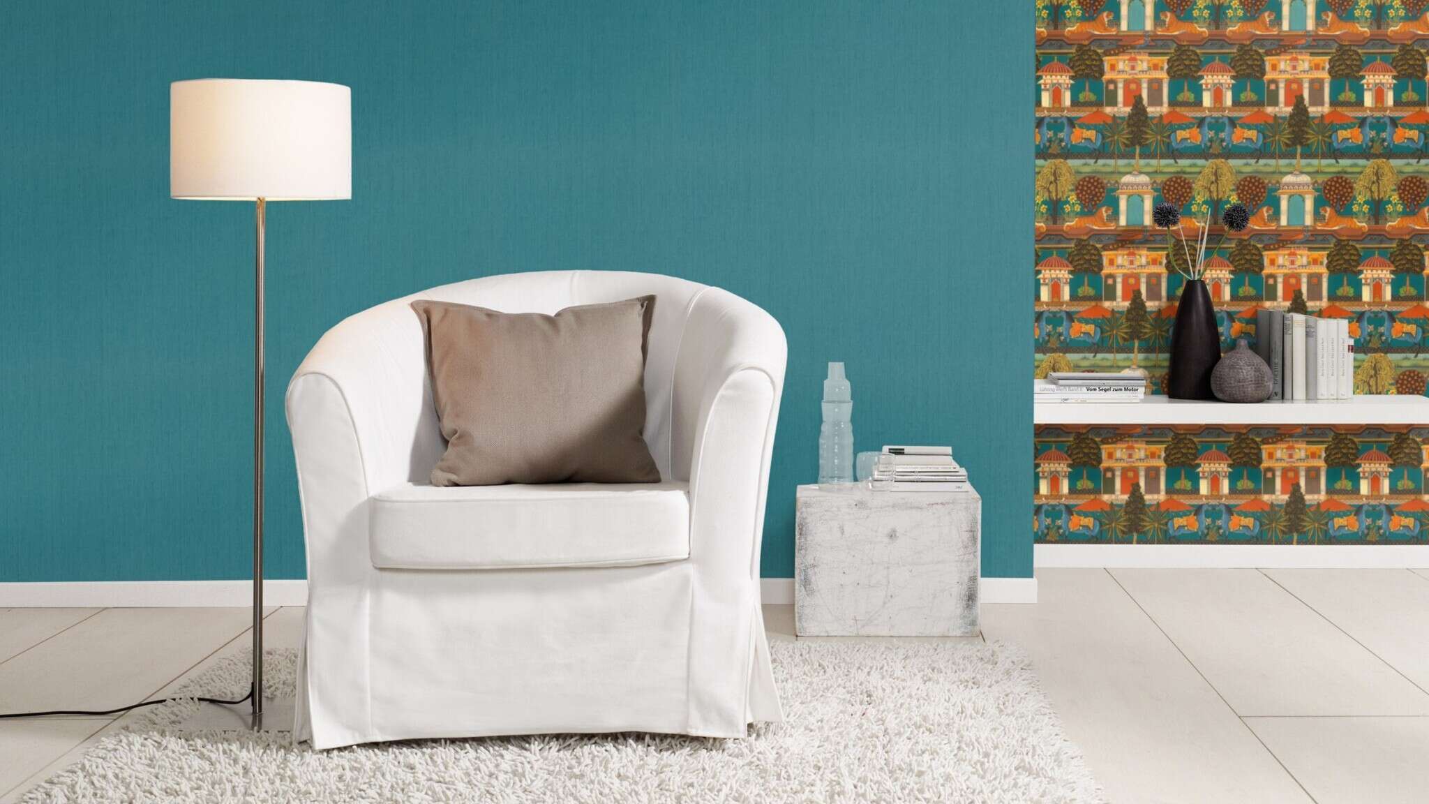 10-746167 Raumsituationen 3 Room with Single-colour wallpaper with a textile texture