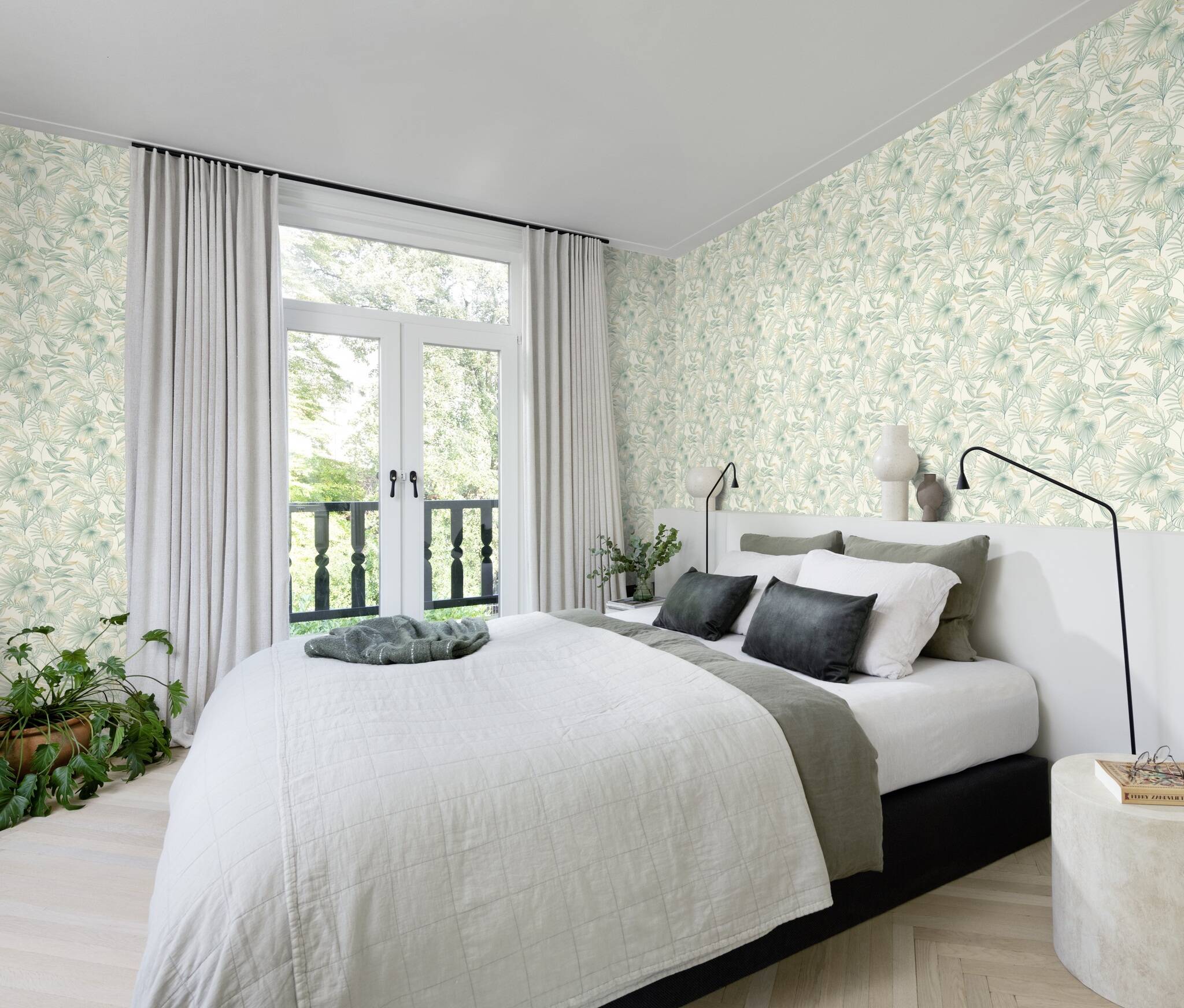 10-580914 Raumsituationen 5 Room with Wallpaper with finely drawn leaves