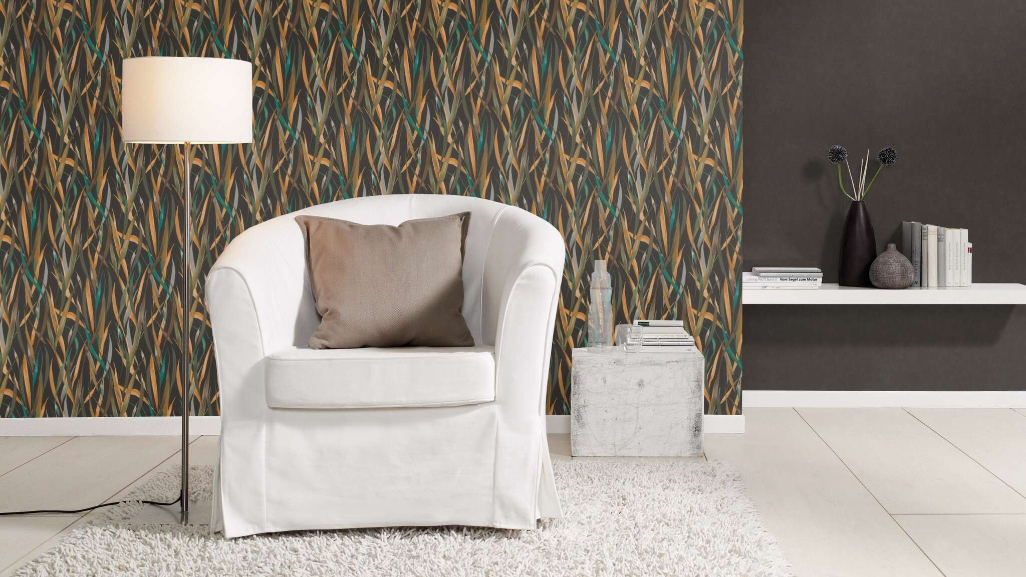 10-330250 Raumsituationen 2 Room with Black background with grasses in orange, green and petrol – a modern eye-catcher with jungle flair.