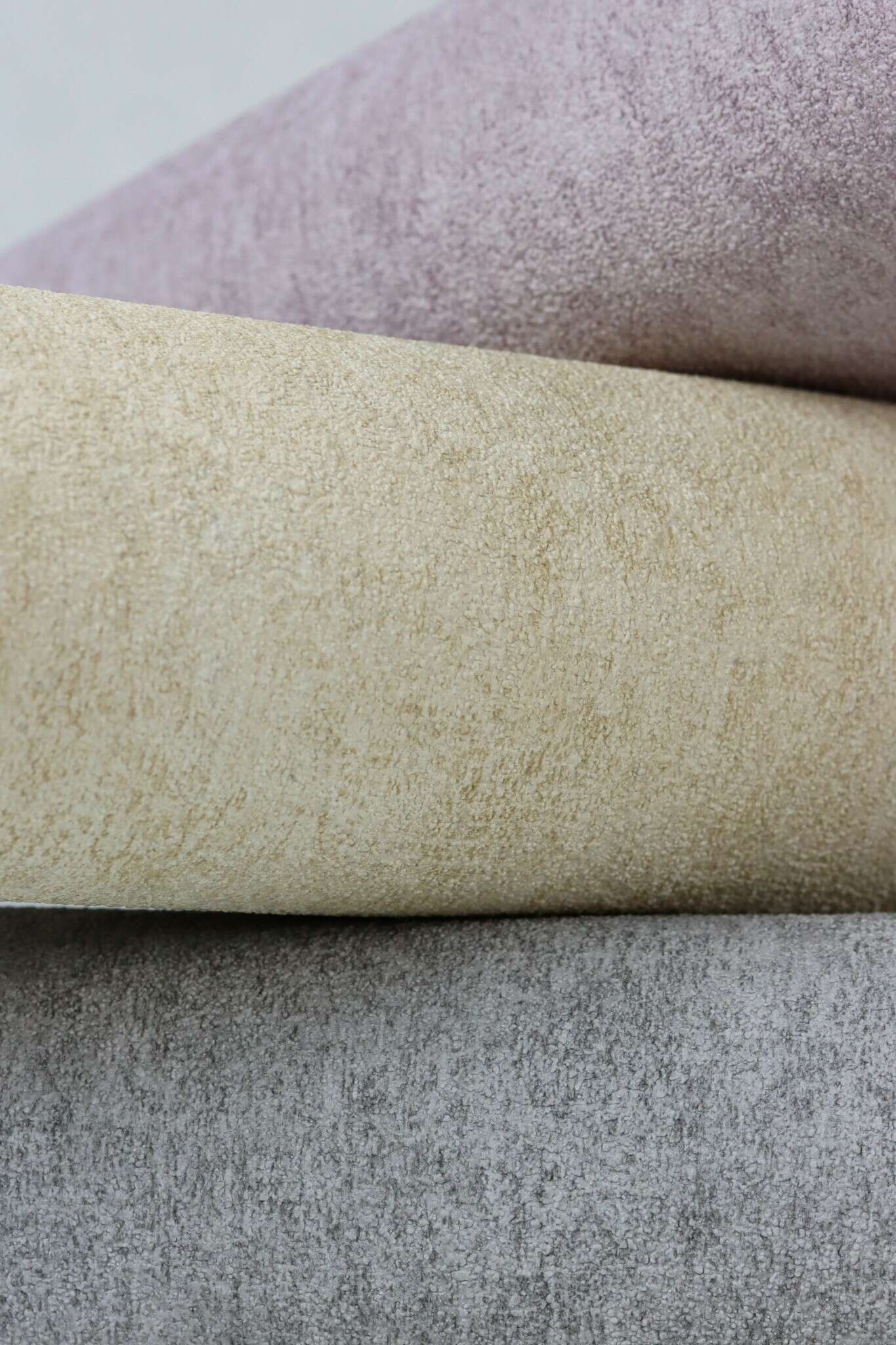 10-617191 Detailaufnahmen 4 Detailed image of Single-colour wallpaper with a rough plaster look