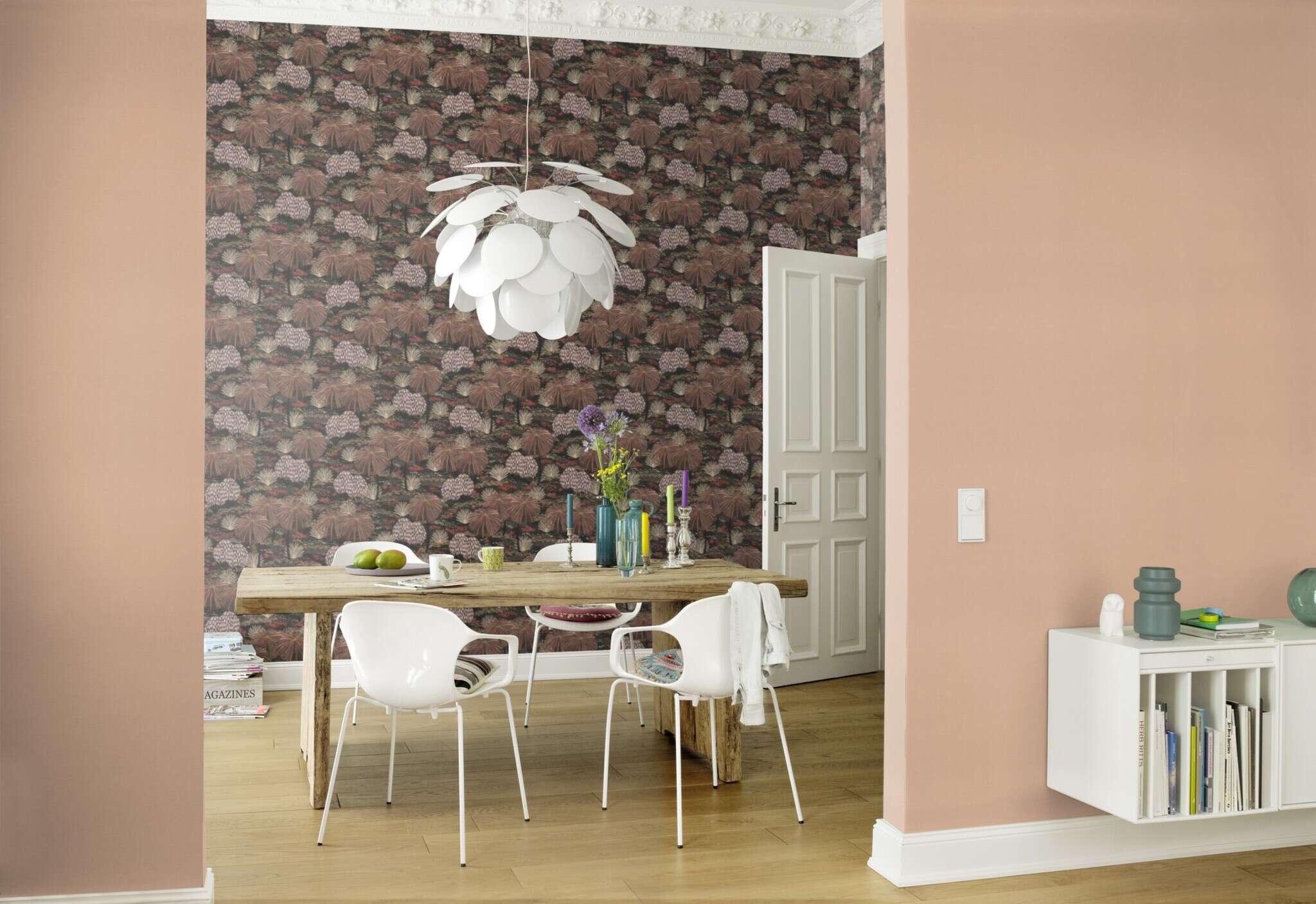 10-868616 Raumsituationen 3 Room with Wallpaper with fantasy garden