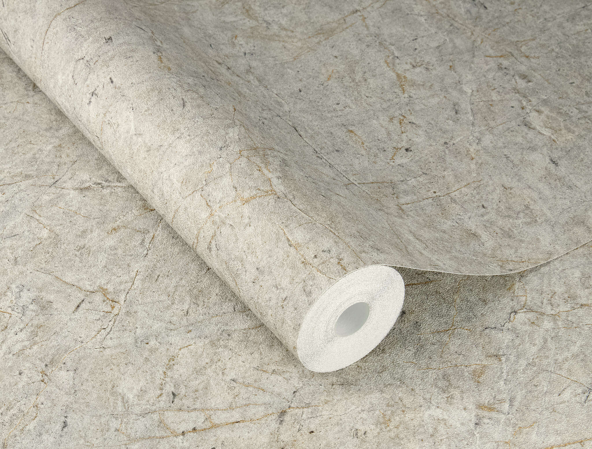 10-600988 Detailaufnahmen 2 Detailed image of Wallpaper with a natural marble look