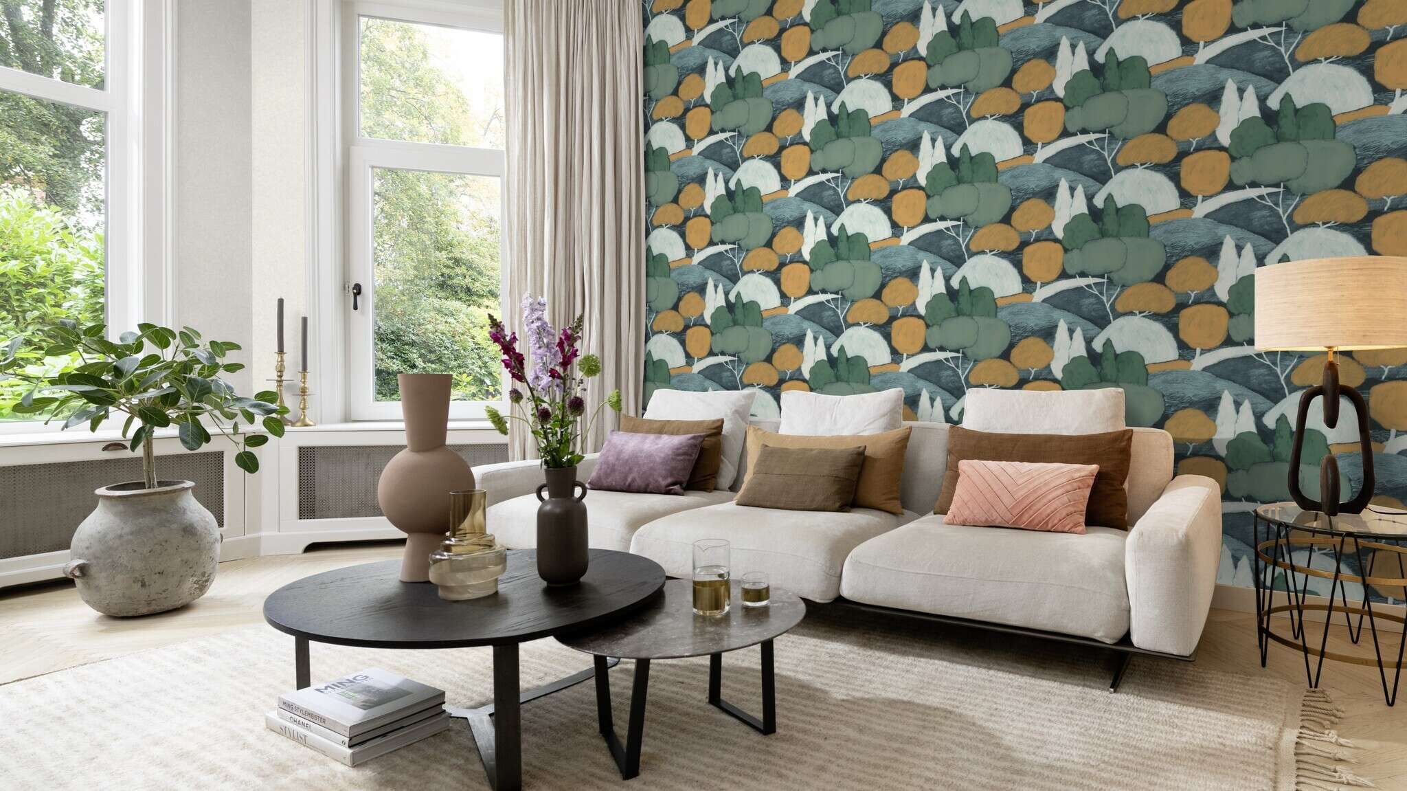 10-580105 Raumsituationen 1 Room with Wallpaper with painted landscape
