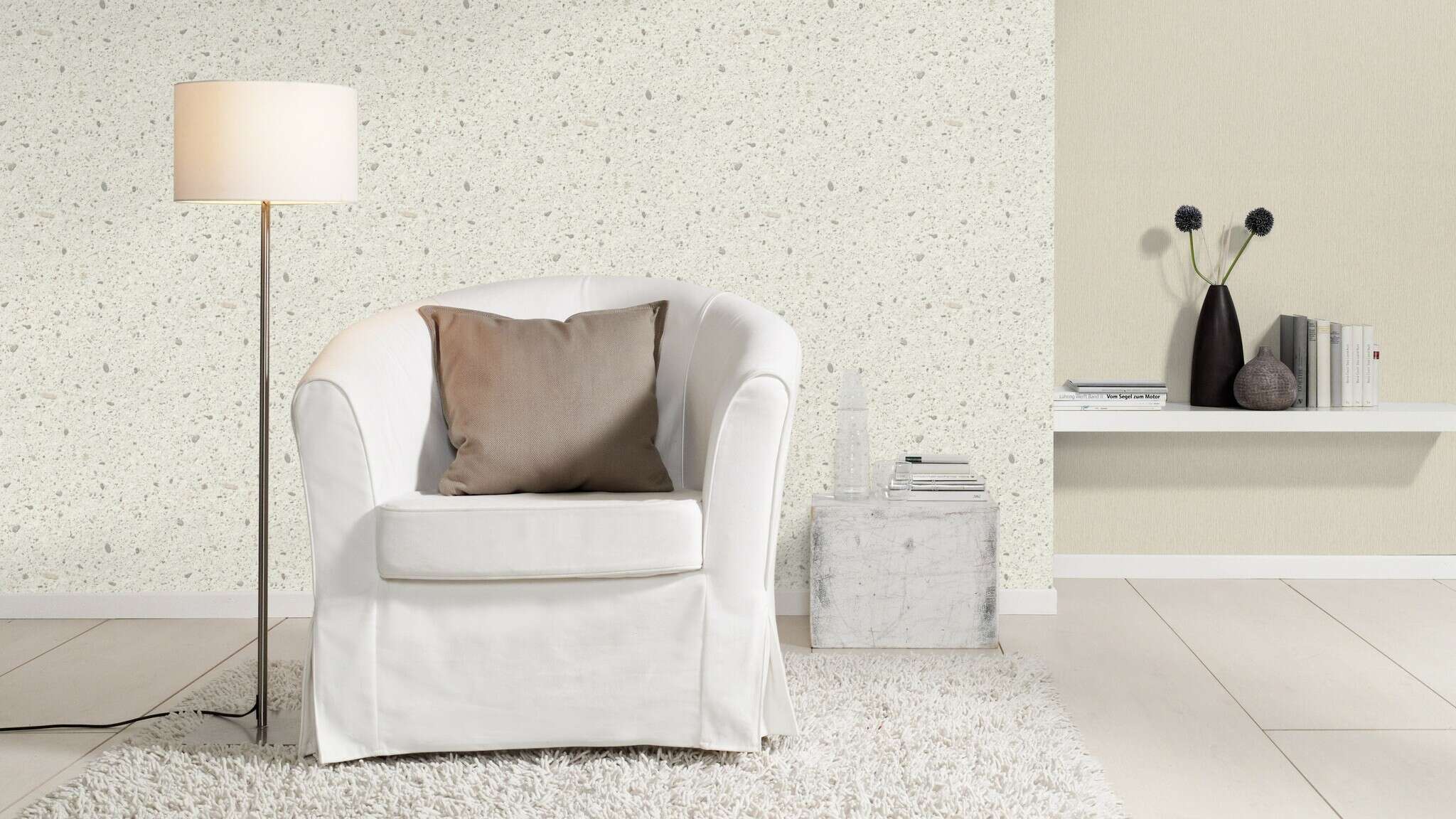 10-541441 Raumsituationen 5 Room with Single-colour wallpaper with vertical texture