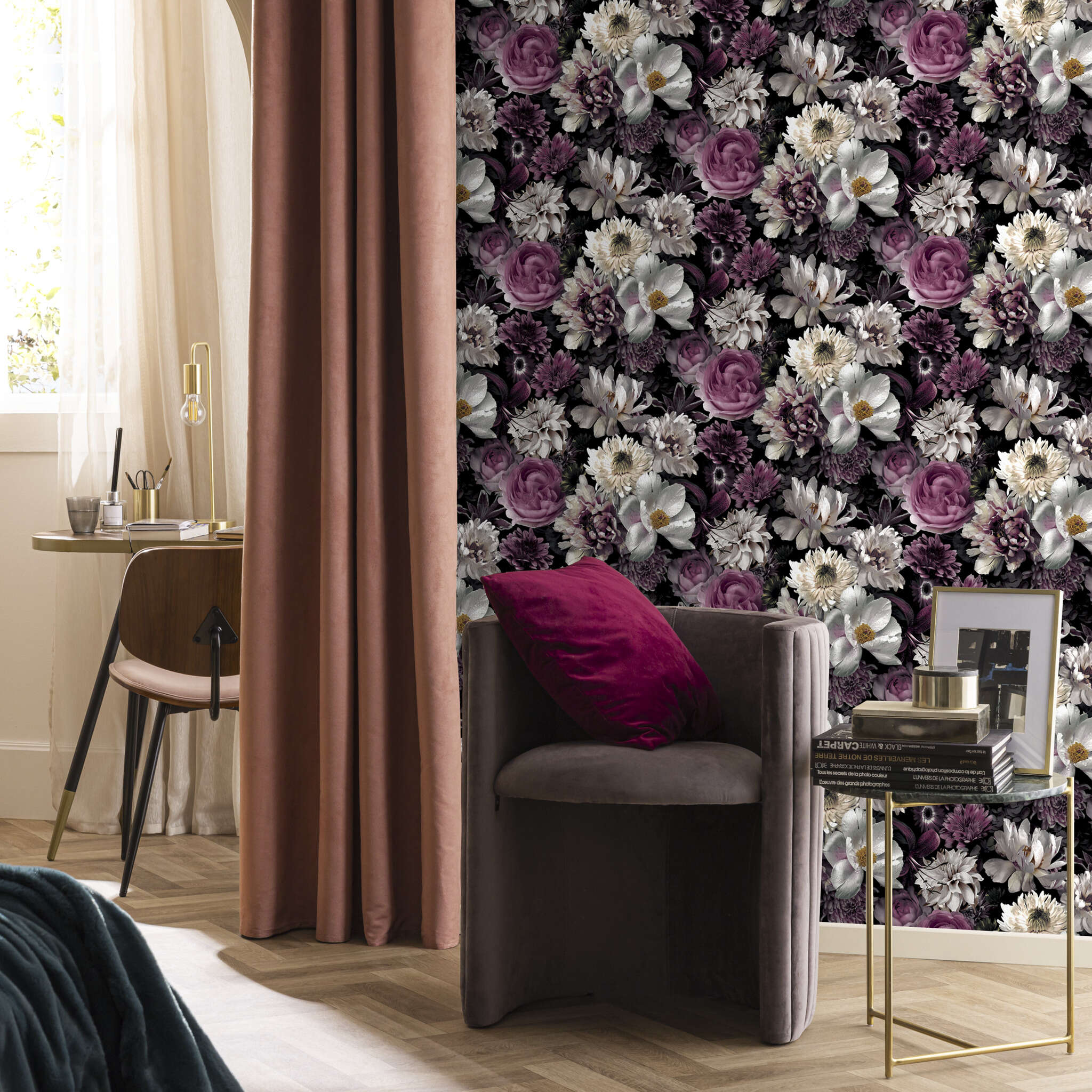 10-623819 Raumsituationen 2 Non-woven wallpaper in purple SM Adeo V 623819