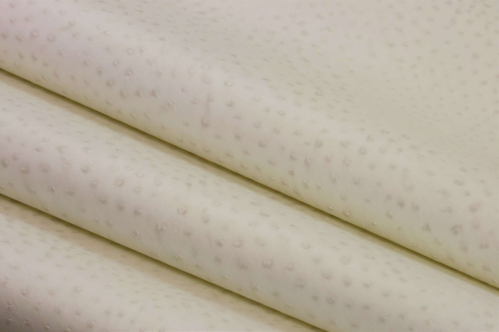 10-751536 Detailaufnahmen 8 Image détaillée de Papier peint aspect cuir d'autruche et légèrement brillant