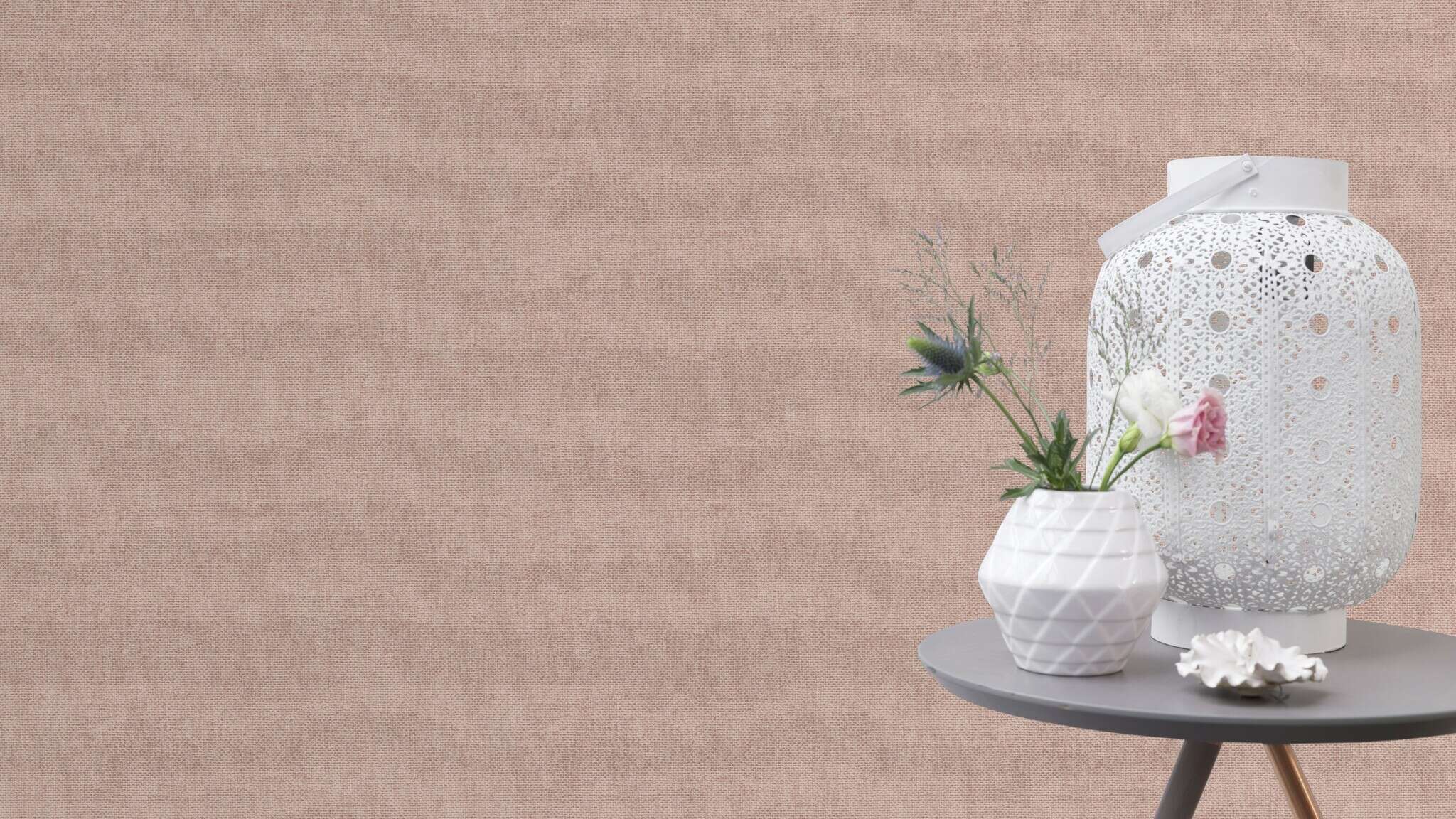 10-312201 Raumsituationen 1 Room with Plain non-woven wallpaper in old pink with a fine texture.