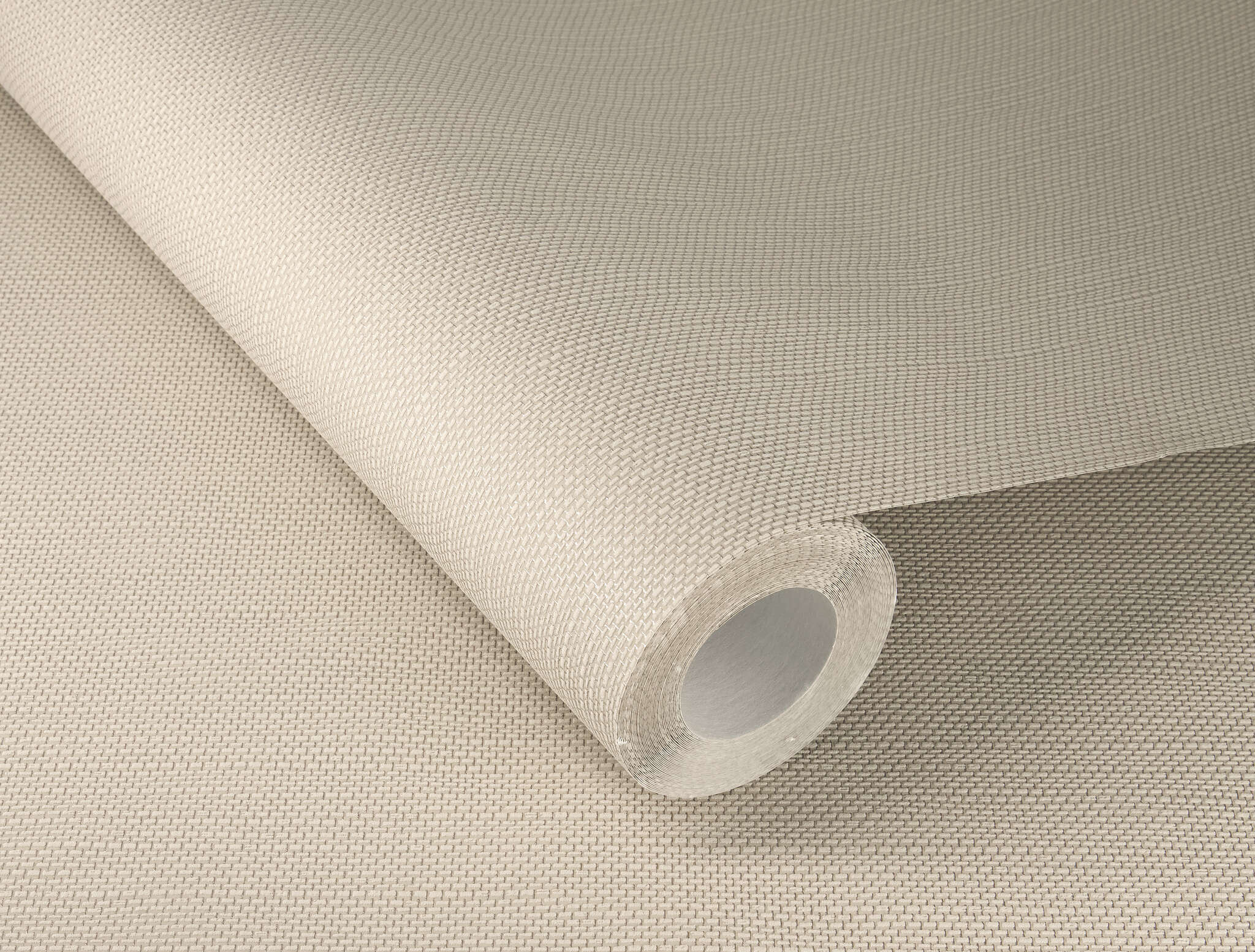 10-312355 Detailaufnahmen 1 Detailed image of Beige plain wallpaper with linen texture