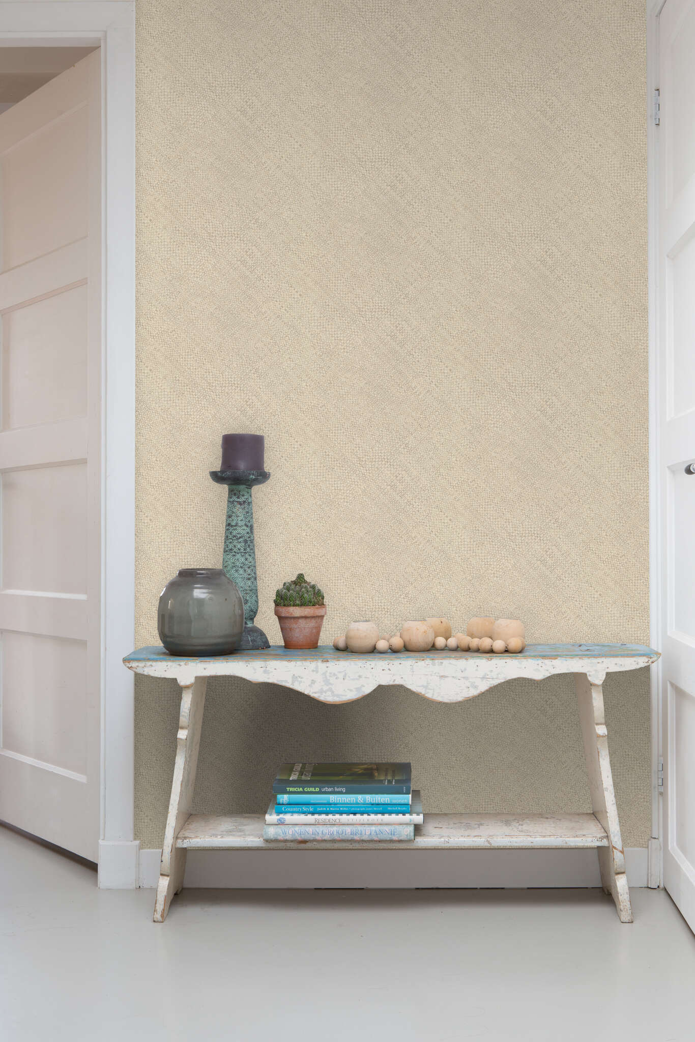 10-709445 Raumbilder 1 Non-woven wallpaper in beige Farmhouse 709445