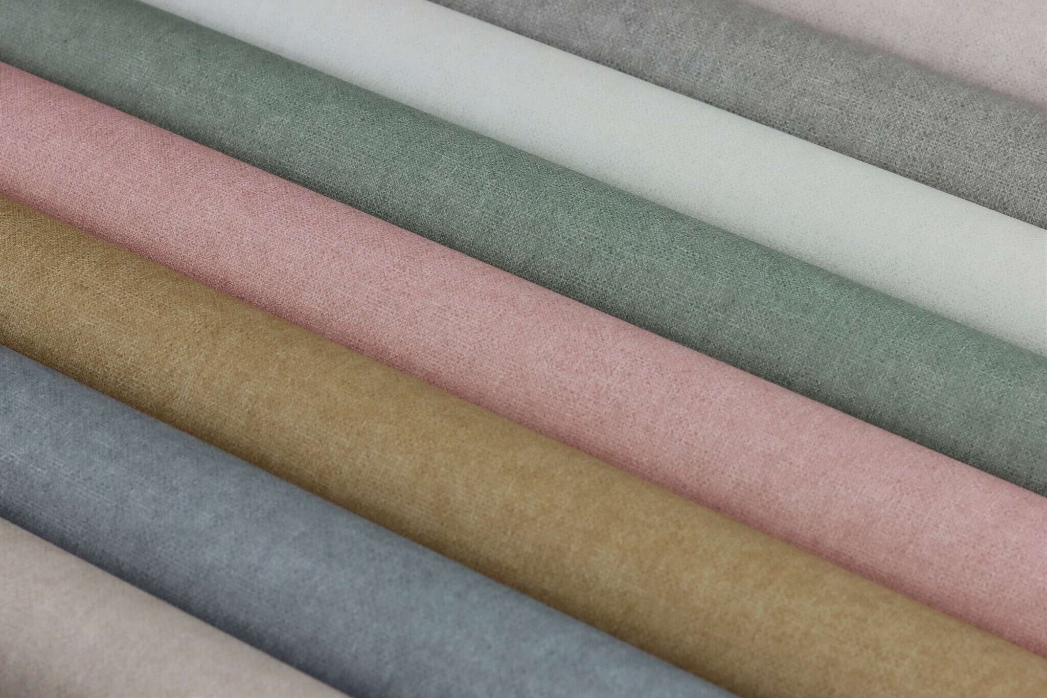 10-252835 Detailaufnahmen 6 Detailed image of Greenish matt wallpaper with a smooth texture for a calming room effect