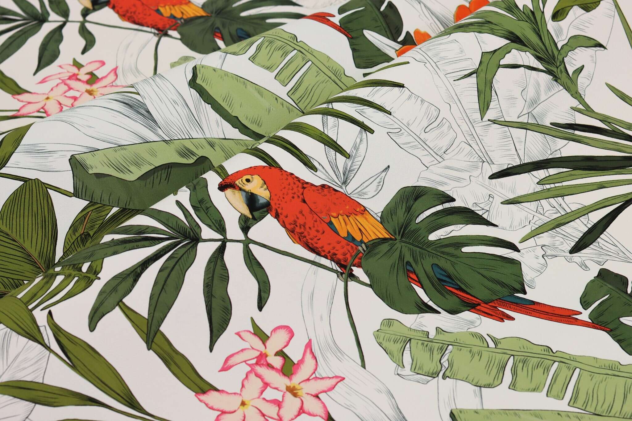 10-689907 Detailaufnahmen 6 Detailed image of Wallpaper with tropical plants and parrots
