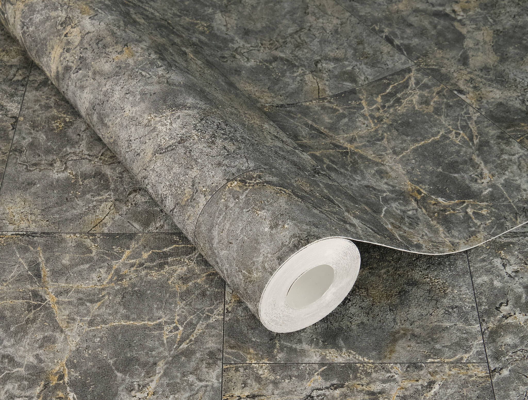 10-371413 Detailaufnahmen 2 Selbstklebende Tapete Luxora 371413 - Naturstein-Optik in Dunkelgrau und Gold