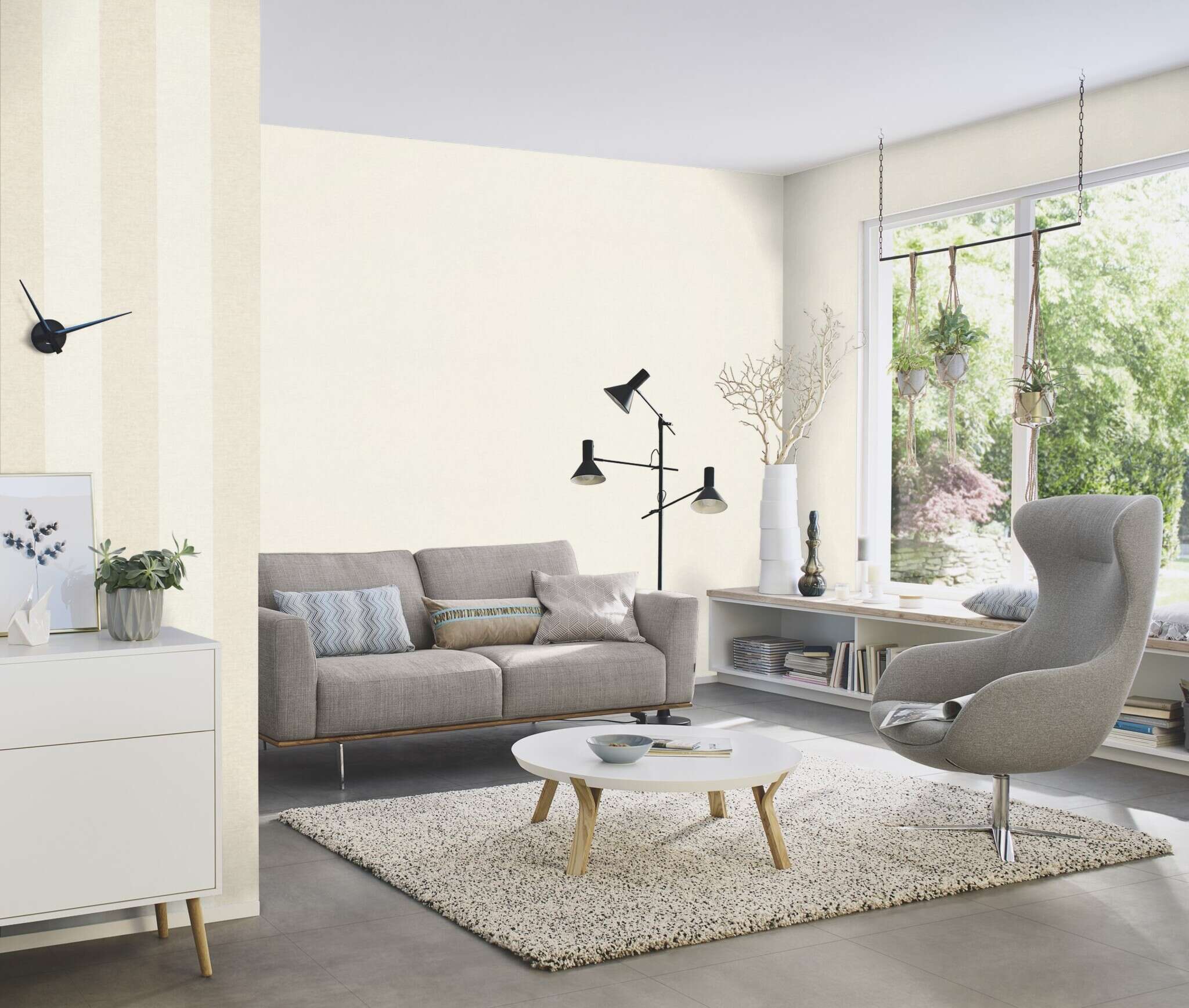 10-600346 Raumsituationen 3 Room with Single-colour wallpaper with a woven look