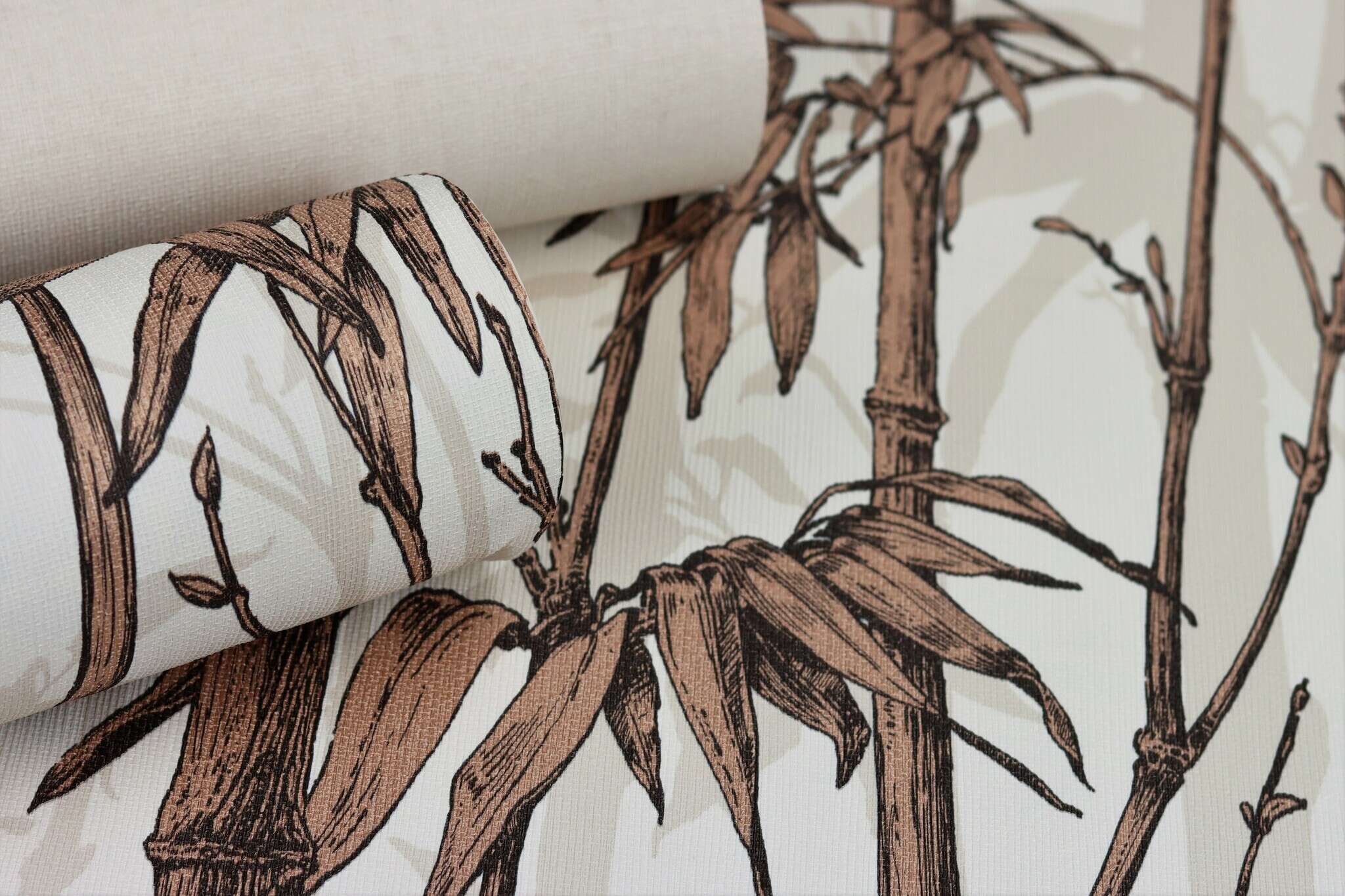 10-484878 Detailaufnahmen 2 Non-woven wallpaper in brown-Sepia Selection 484878