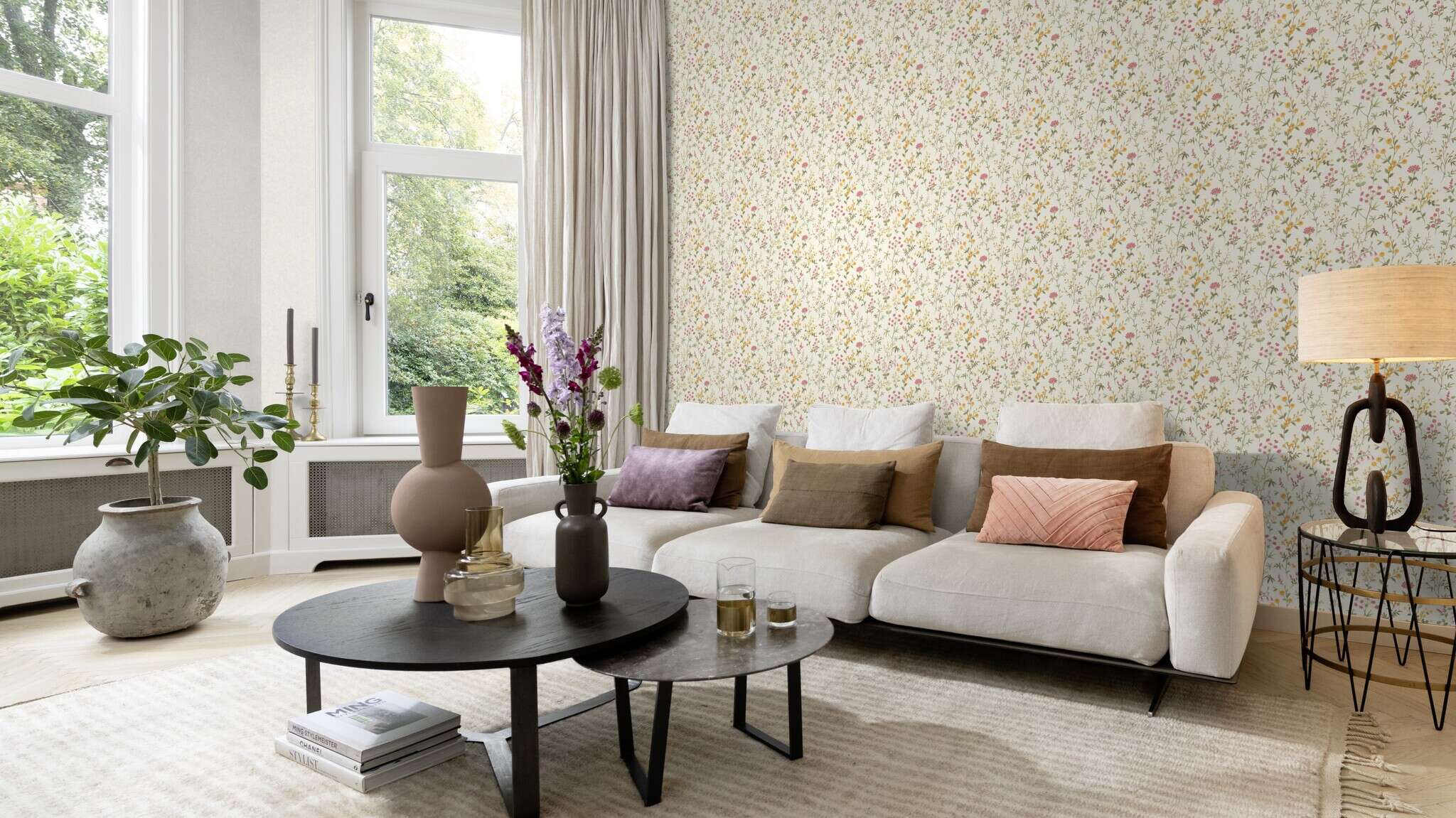 10-370317 Raumsituationen 2 Daisy 370317 self-adhesive wallpaper - floral wallpaper with wildflowers in yellow, pink and green