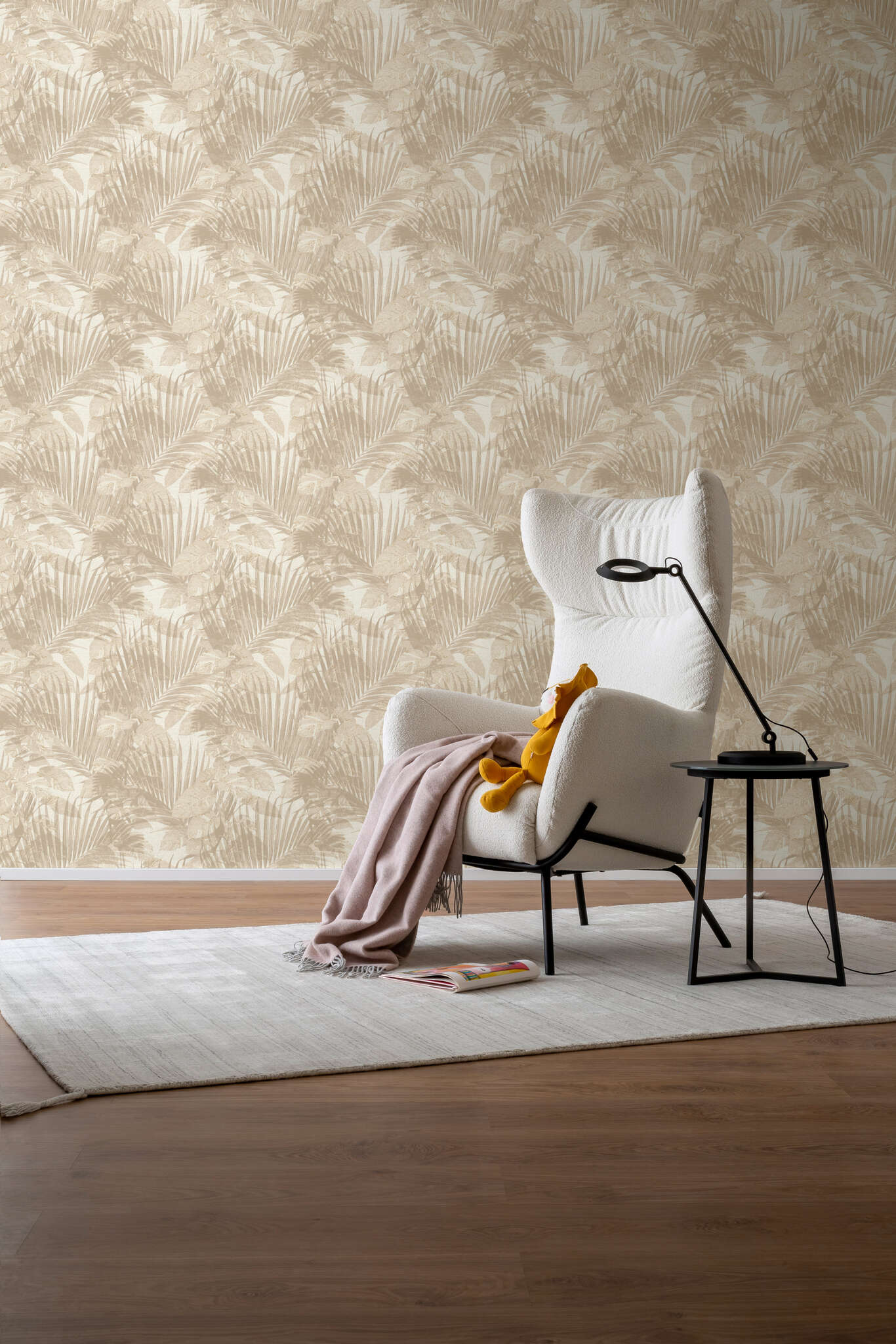 10-600131 Raumbilder 2 Room with Tropical wallpaper with palm leaves and monstera