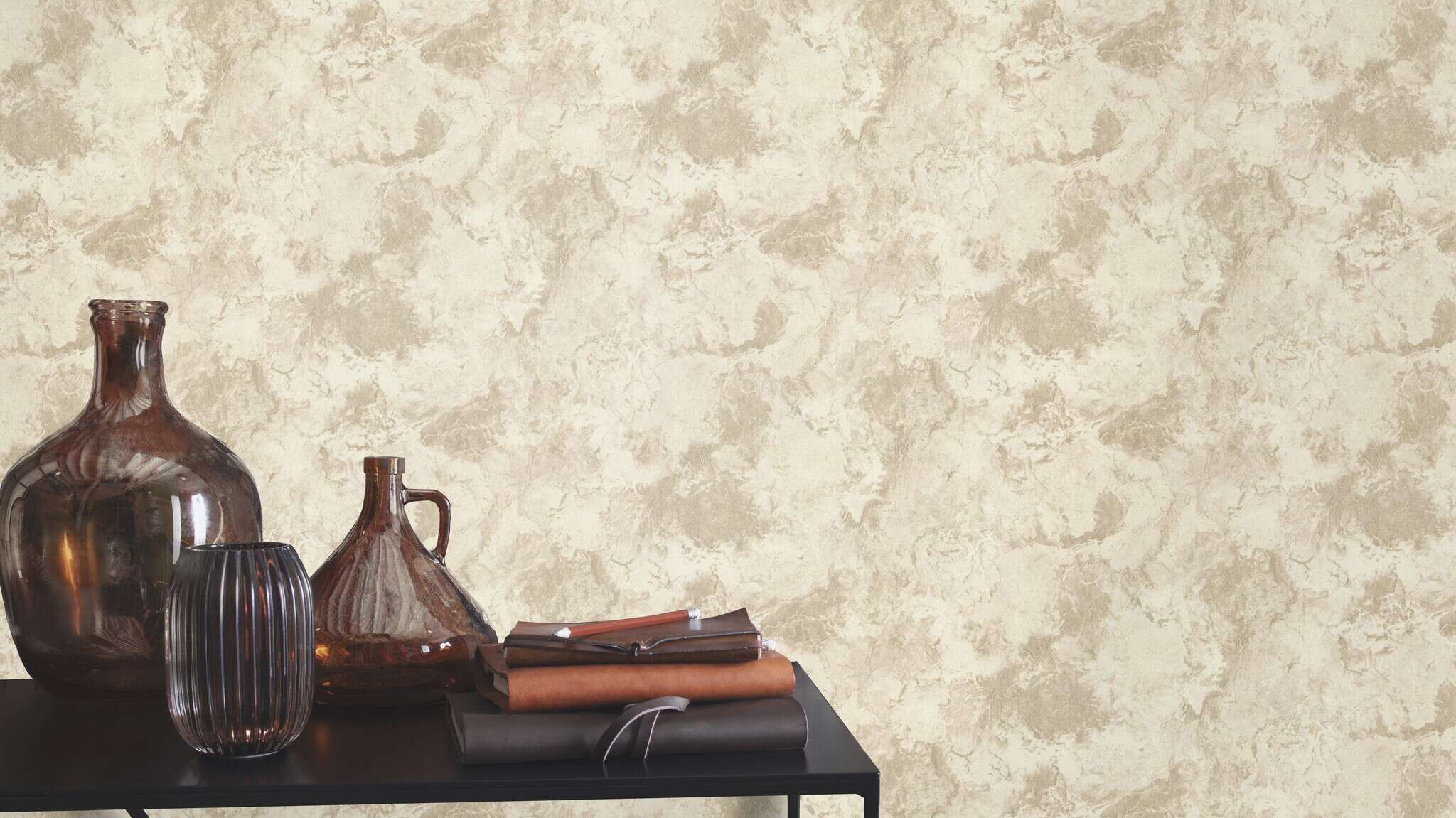 10-497229 Raumsituationen 1 Echo non-woven wallpaper in white - Factory VI 497229