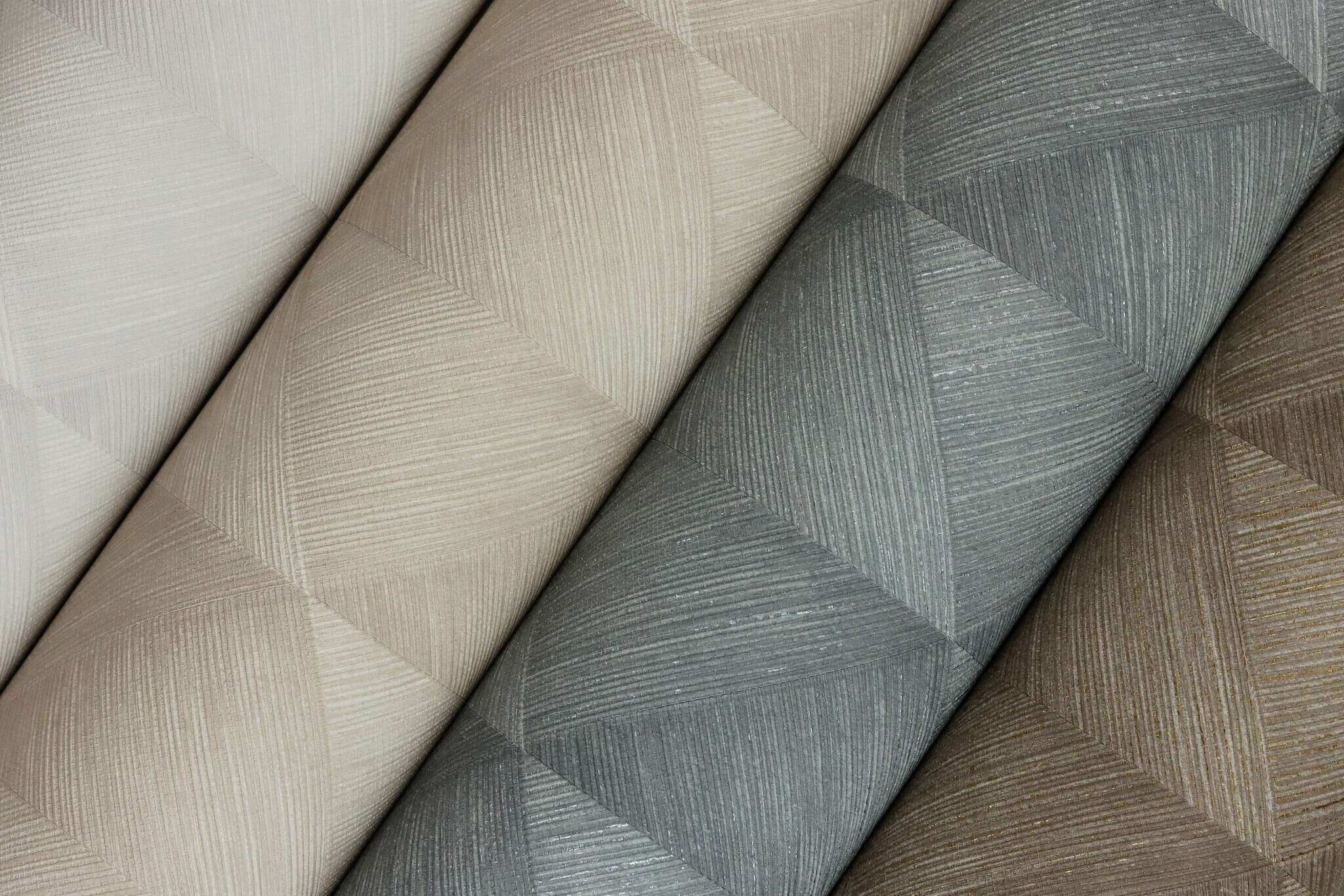 10-687903 Detailaufnahmen 3 Graphic non-woven wallpaper in gray-silver gray Selection 687903