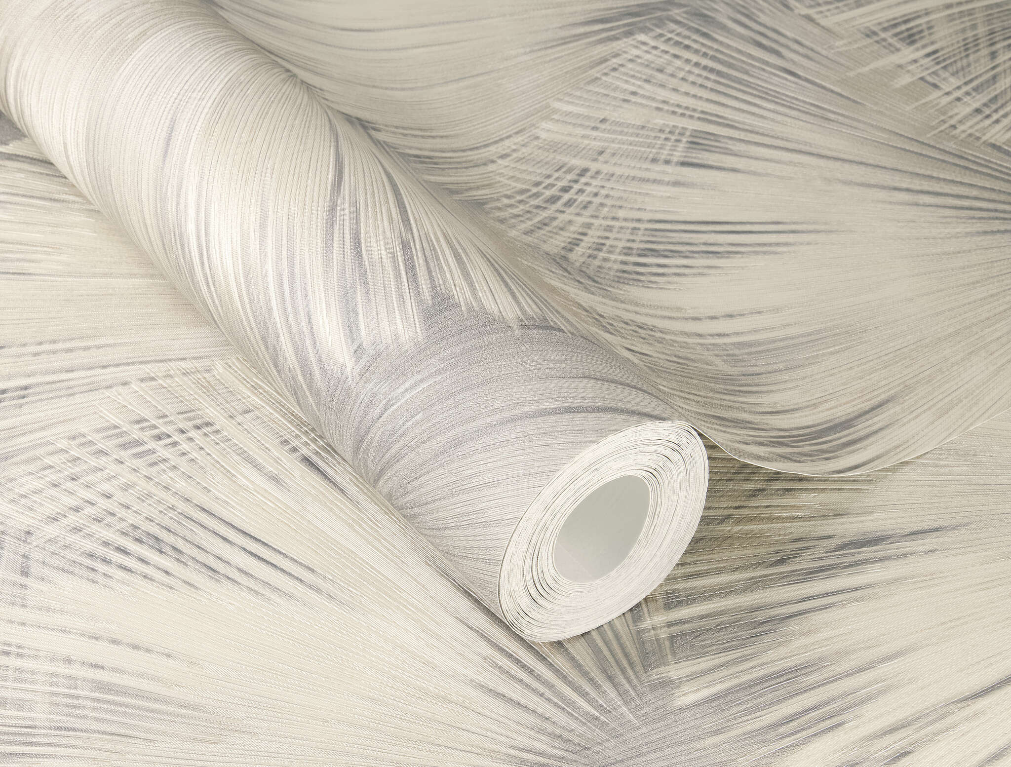 10-659757 Detailaufnahmen 1 Non-woven wallpaper in gray-taupe Incanto 659757