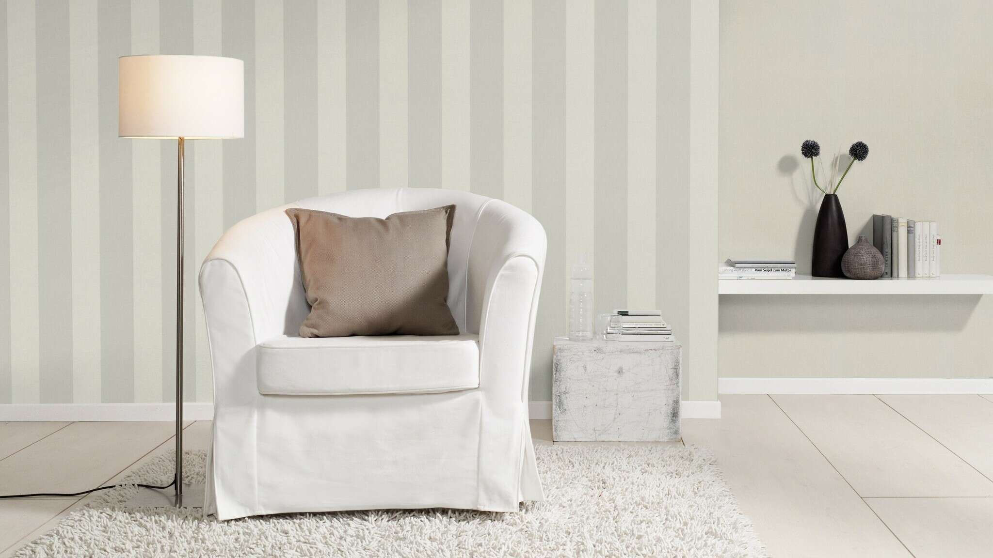 10-633375 Raumsituationen 4 Room with Single-colour wallpaper with a grainy textile texture