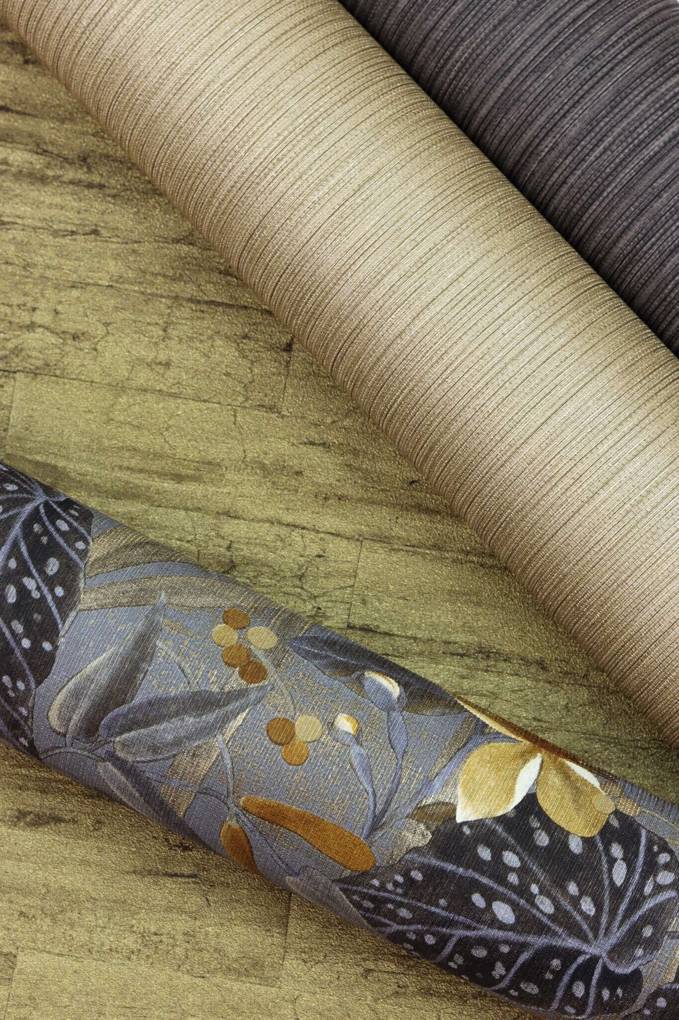 10-538229 Detailaufnahmen 4 Image détaillée de Papier peint à feuilles avec fleurs et plantes