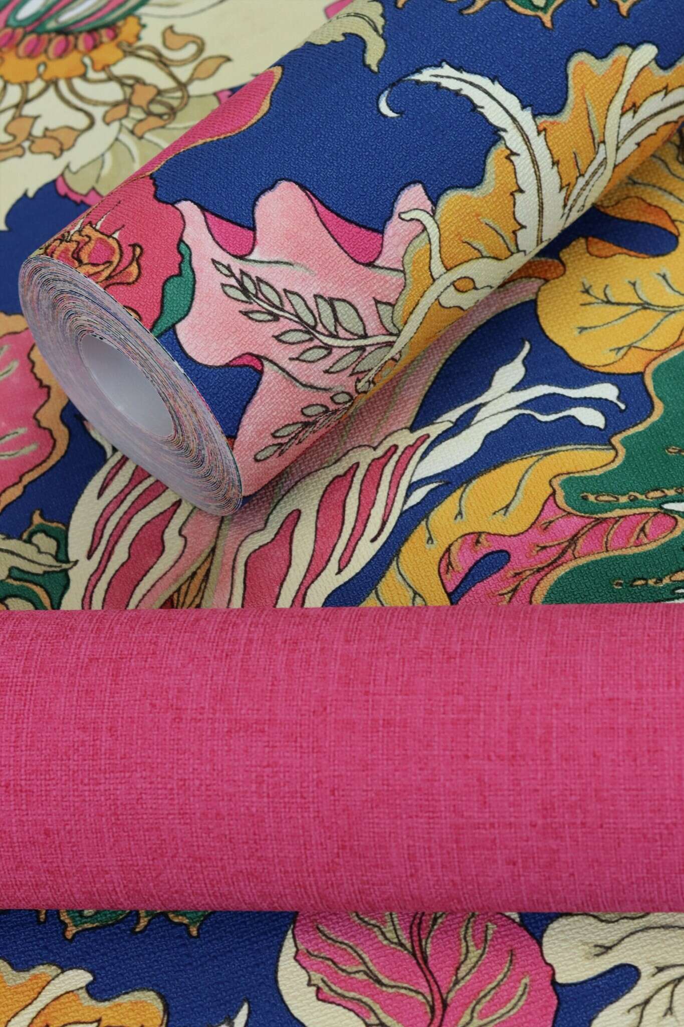 10-560152 Detailaufnahmen 3 Linen-look non-woven wallpaper in pink-dark pink Selection 560152