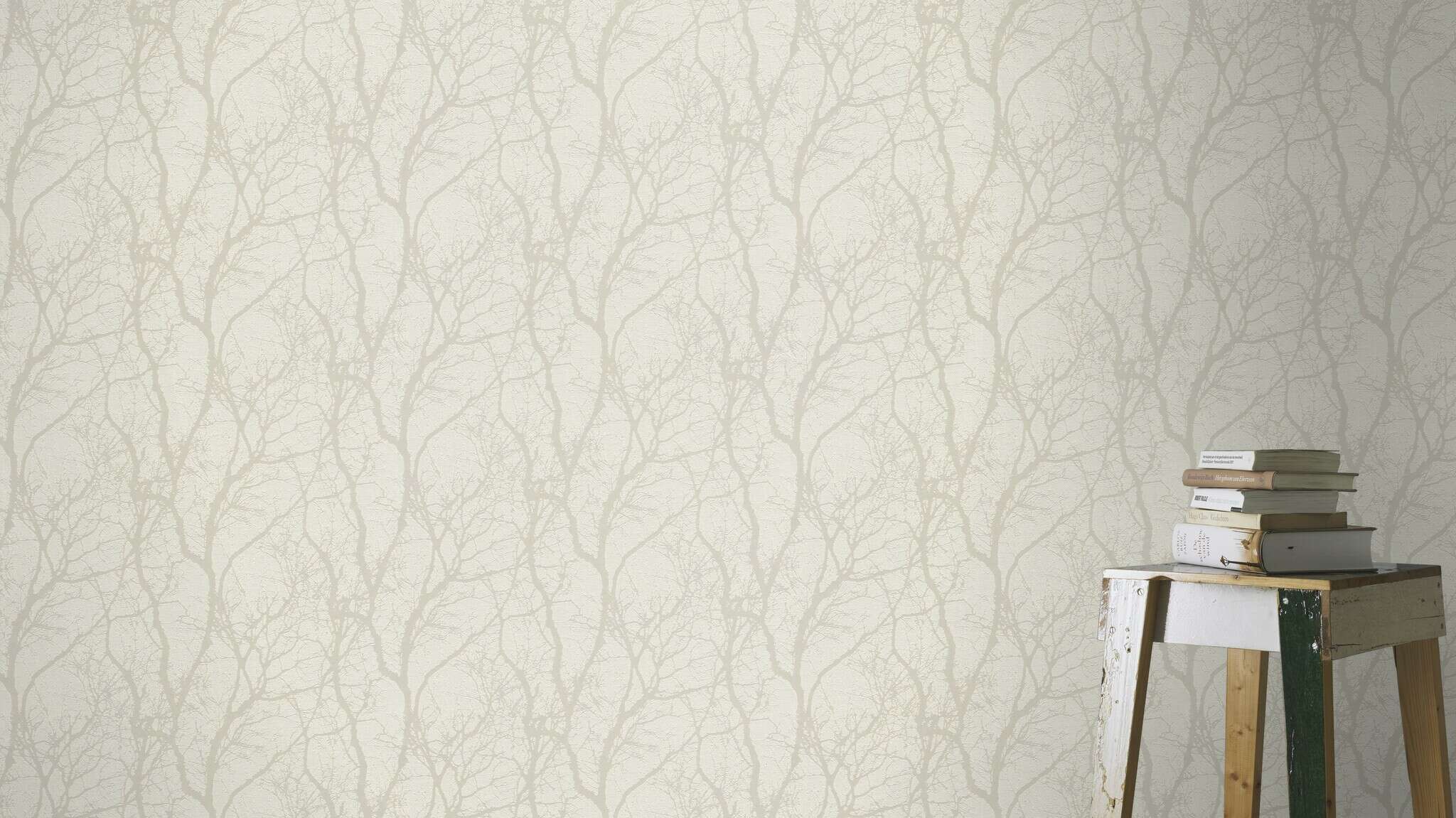 10-633252 Raumsituationen 3 Room with Abstract wallpaper with overlapping branches and coarse texture