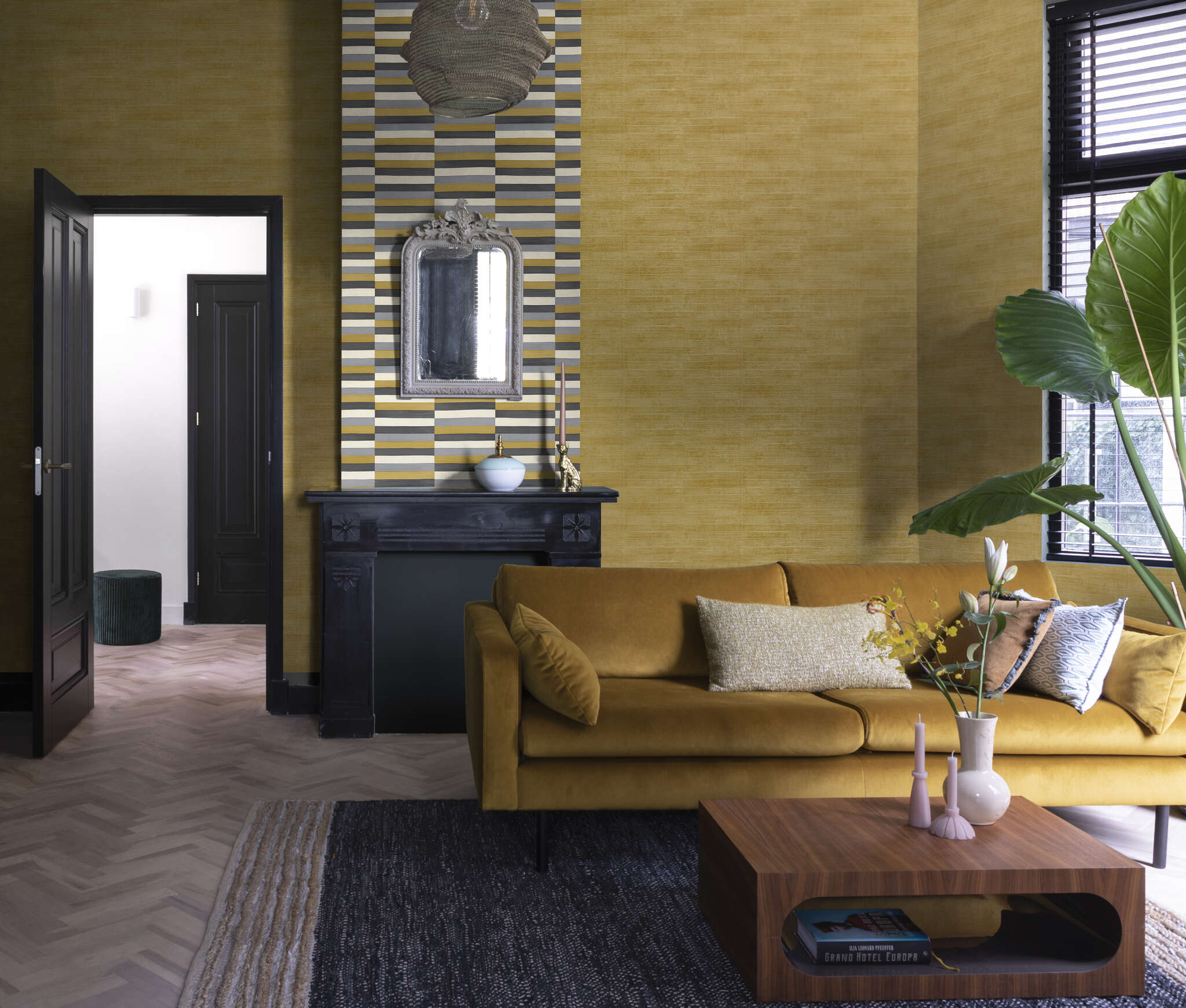 10-418729 Raumbilder 2 Leather-look non-woven wallpaper in yellow-ochre Selection 418729
