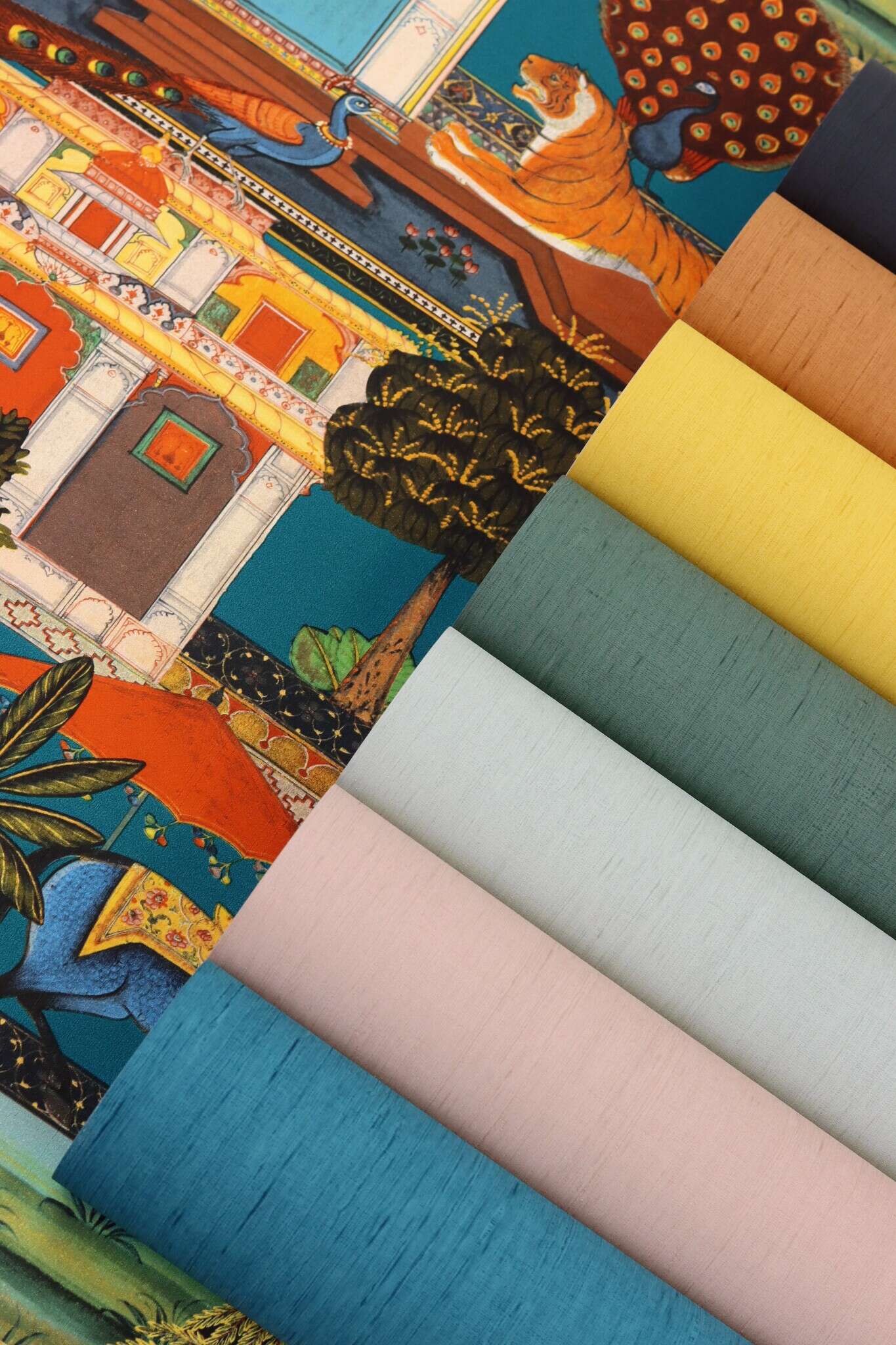 10-746167 Detailaufnahmen 1 Detailed image of Single-colour wallpaper with a textile texture