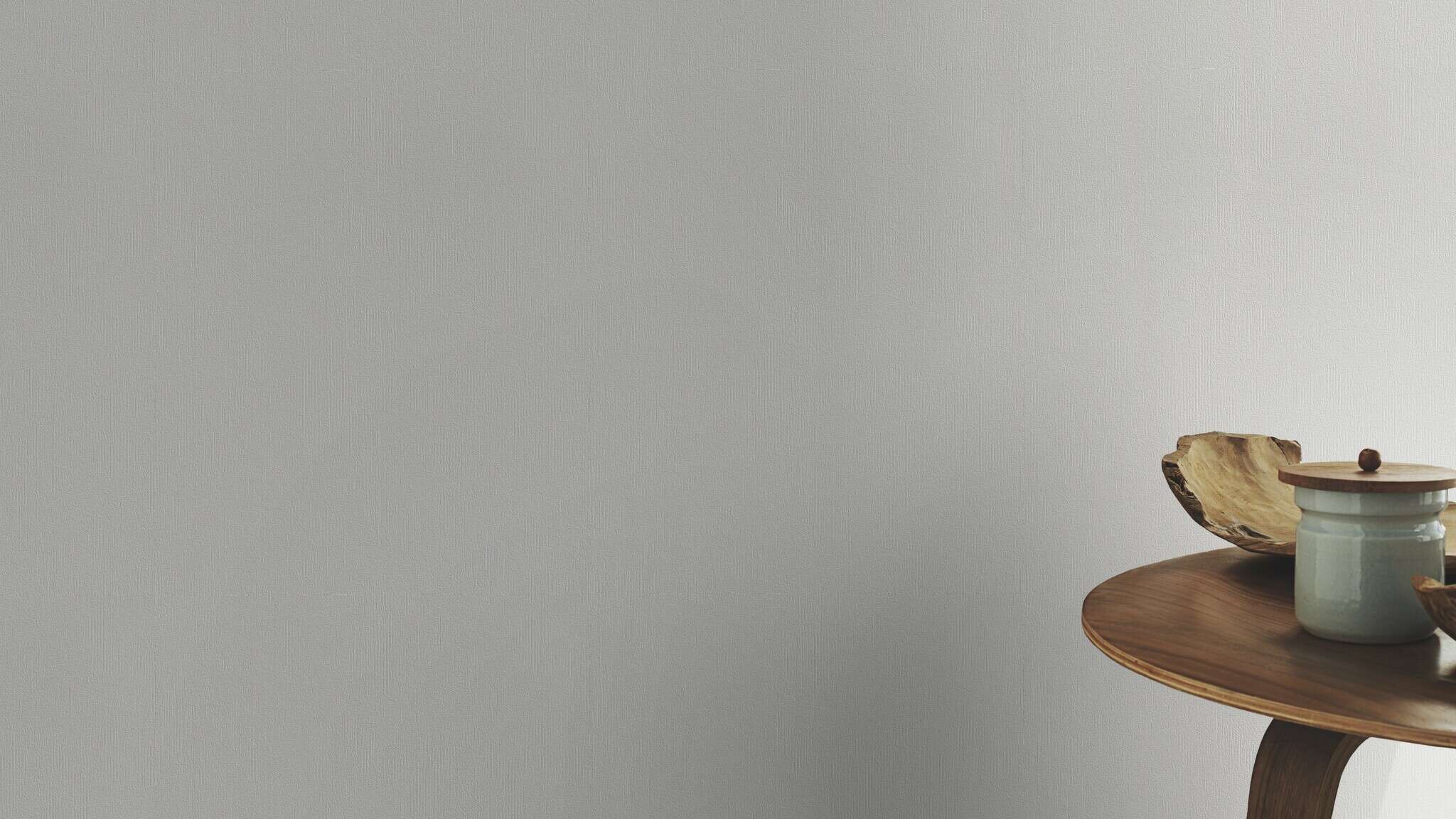 10-415339 Raumsituationen 2 Room with Plain non-woven wallpaper in light grey with a matt, smooth surface.