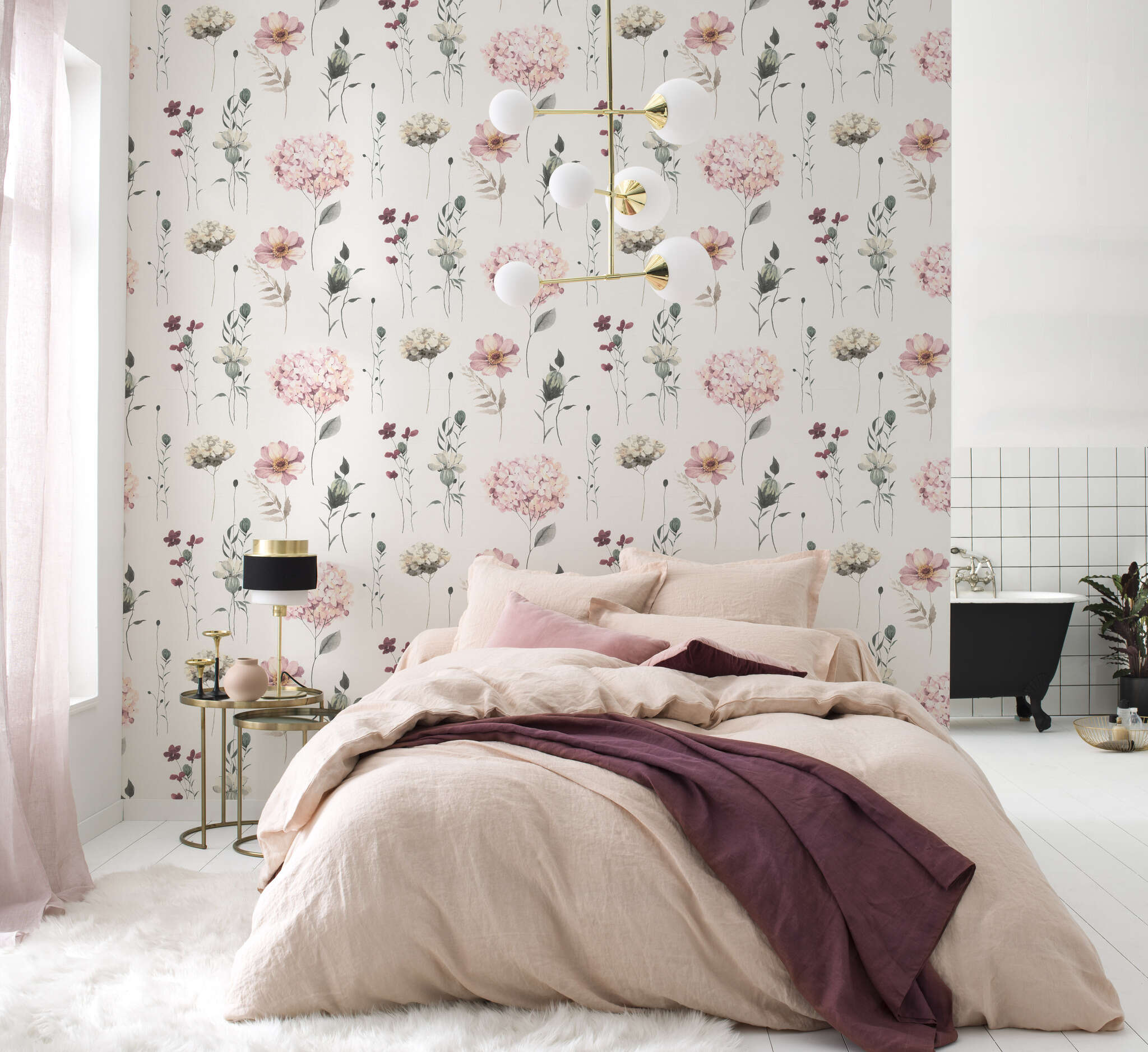 10-300642 Raumsituationen 5 Room with Floral wallpaper with individual, delicately painted flowers in pink, cream and burgundy on a light background