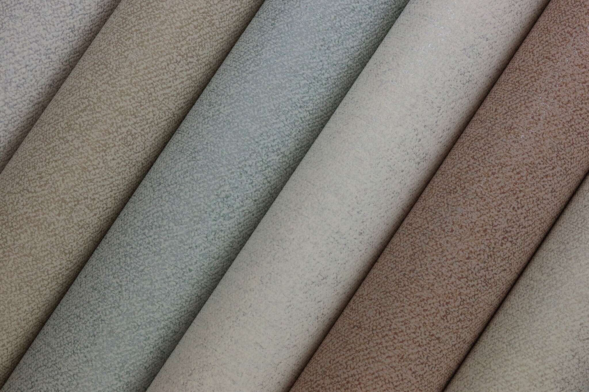 10-507041 Detailaufnahmen 3 Detailed image of Plain wallpaper with natural texture and gloss effect