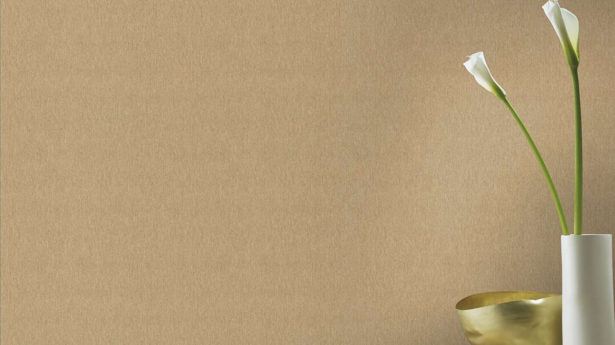 Raum mit Einfarbige Tapete mit Fadenstruktur