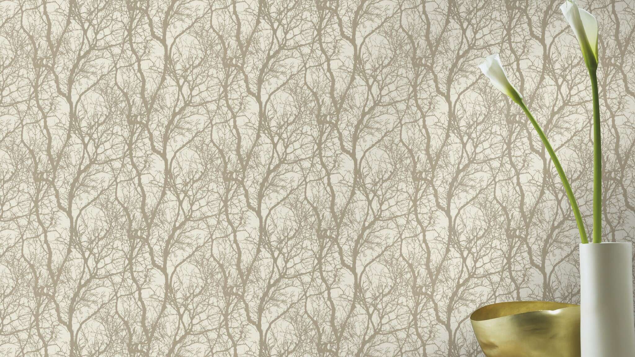 10-633245 Raumsituationen 6 Room with Abstract wallpaper with overlapping branches and coarse texture