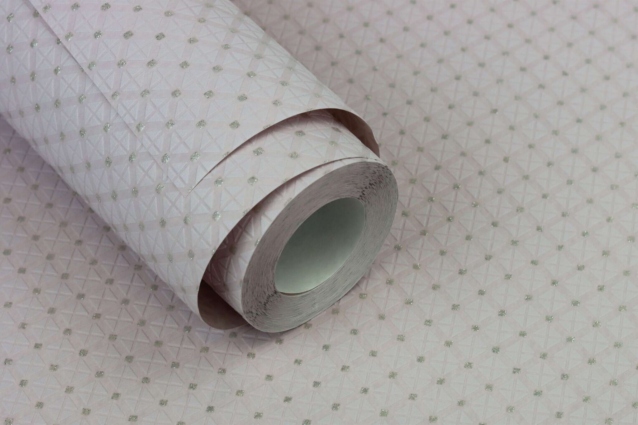 10-506778 Detailaufnahmen 16 Check non-woven wallpaper in pink-pale pink Selection 506778