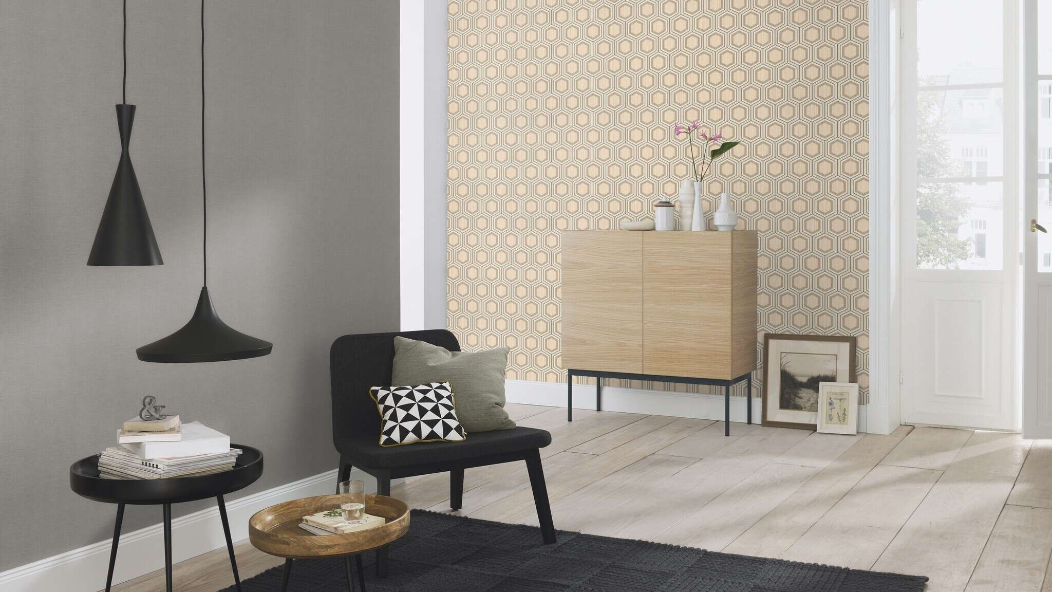 10-791143 Raumsituationen 2 Room with Wallpaper in a retro design with geometric hexagons