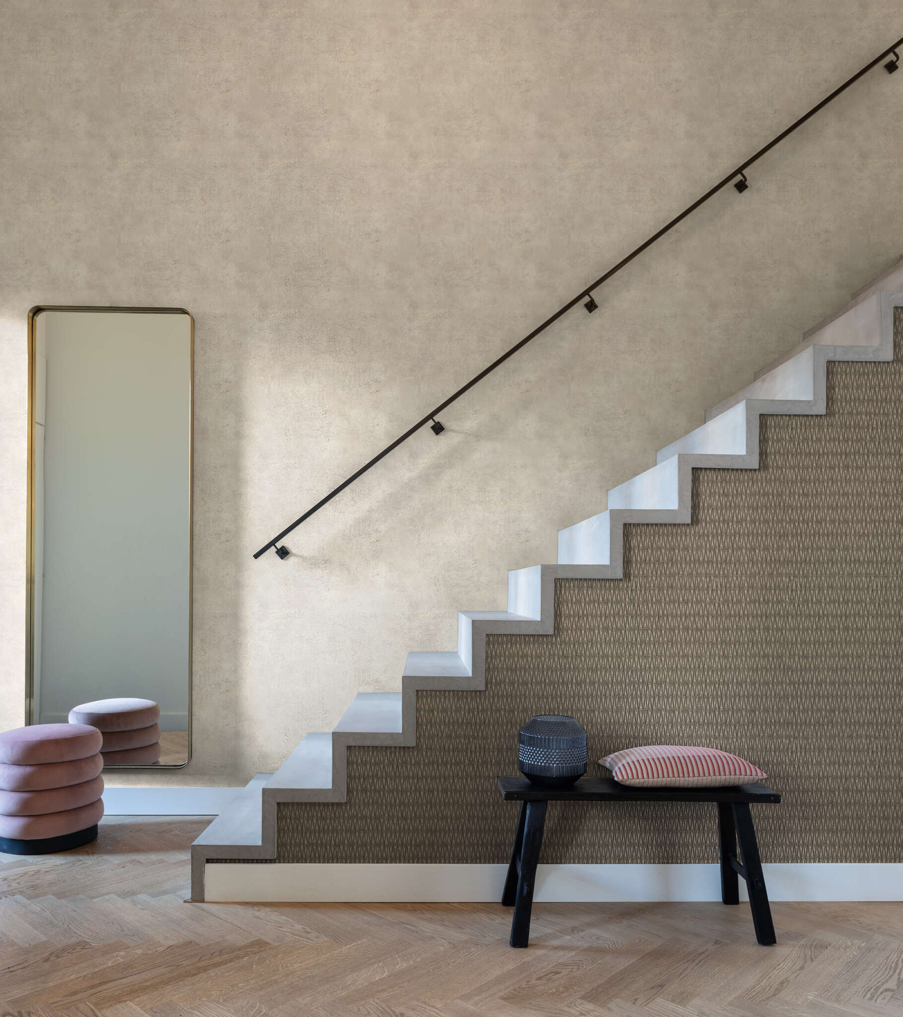 10-939538 Raumbilder 1 Room with Wallpaper with rustic concrete look